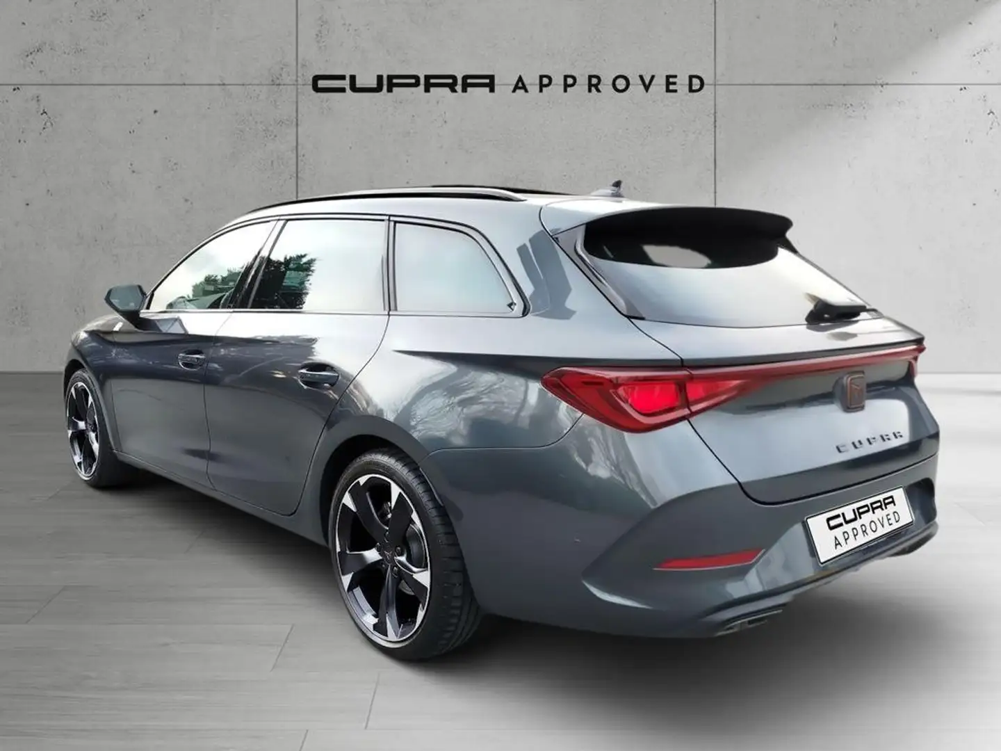 CUPRA Leon Sportstourer 1.5 eTSI 110 DSG Gris - 2