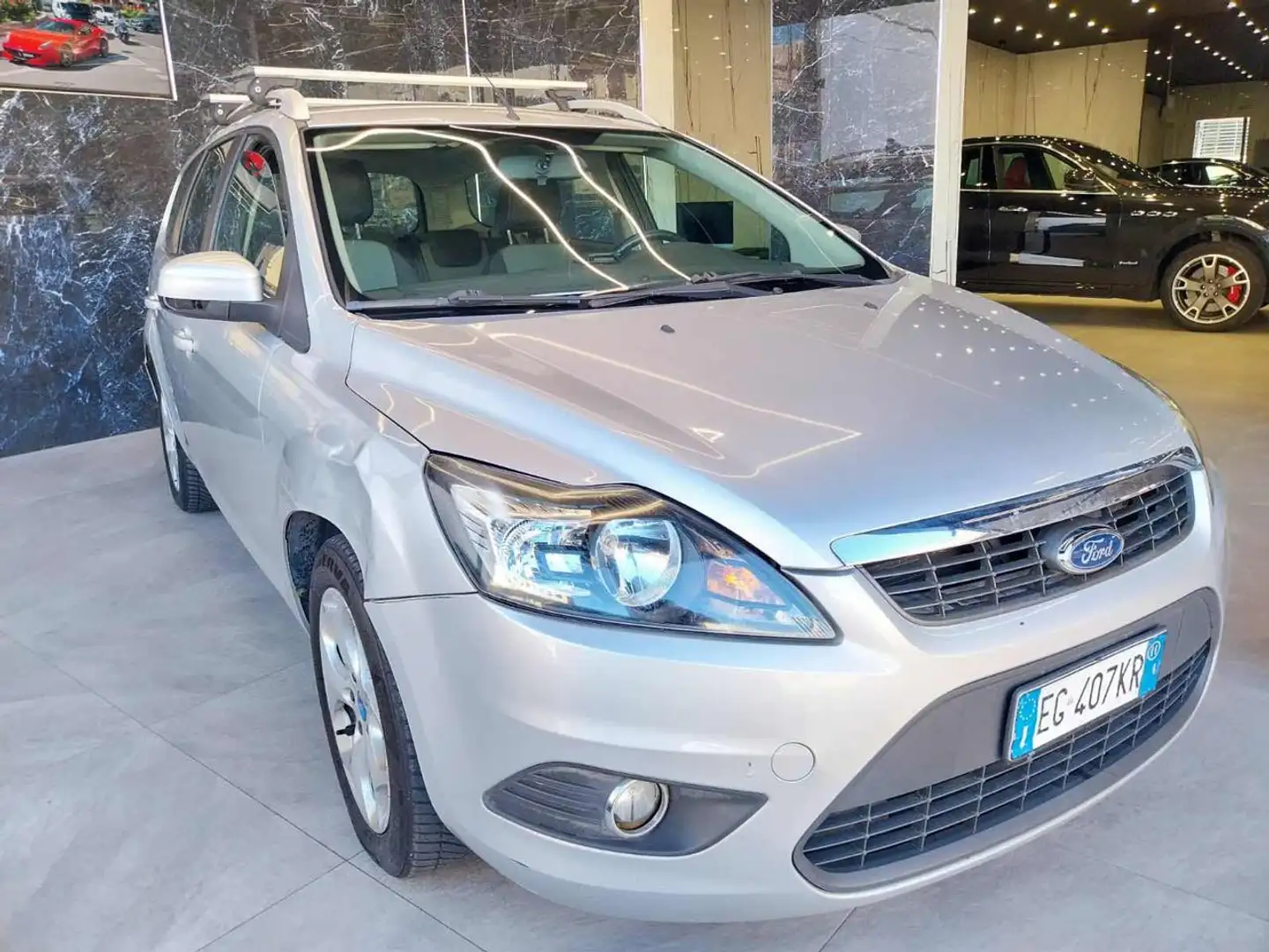 Ford Focus 1.6 TDCi 95CV SW Business Grigio - 2