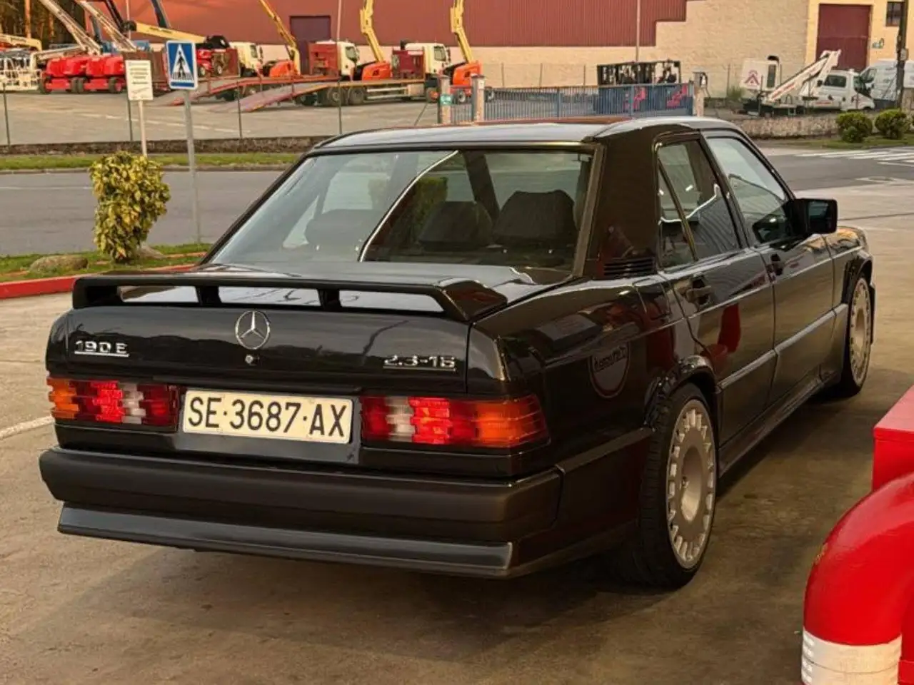 Mercedes-Benz 190E 2.3-16, foto 2