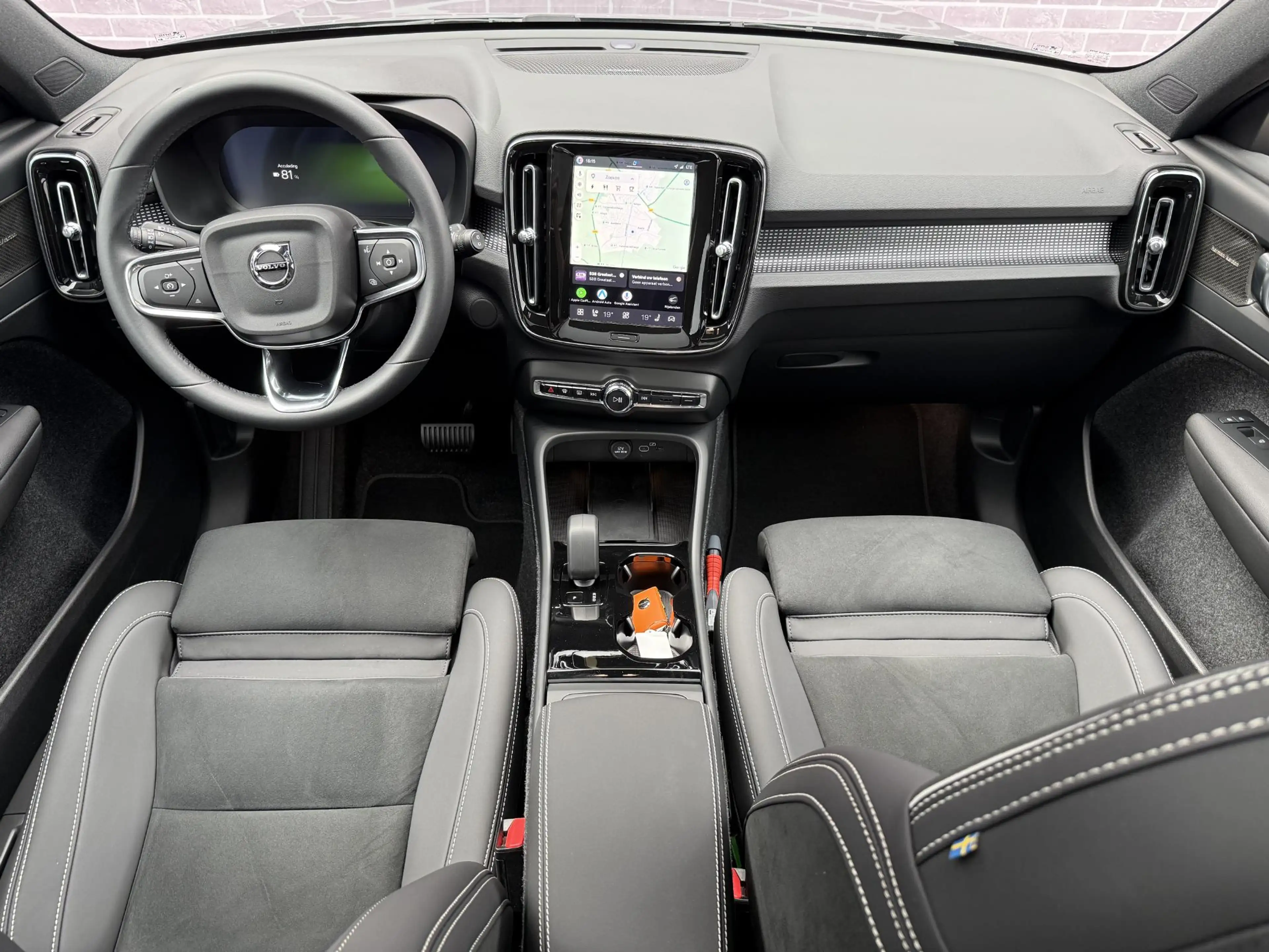 Volvo EX40 Single Motor Extended Range Ultra 82 kWh | SOH:100 — photo 7