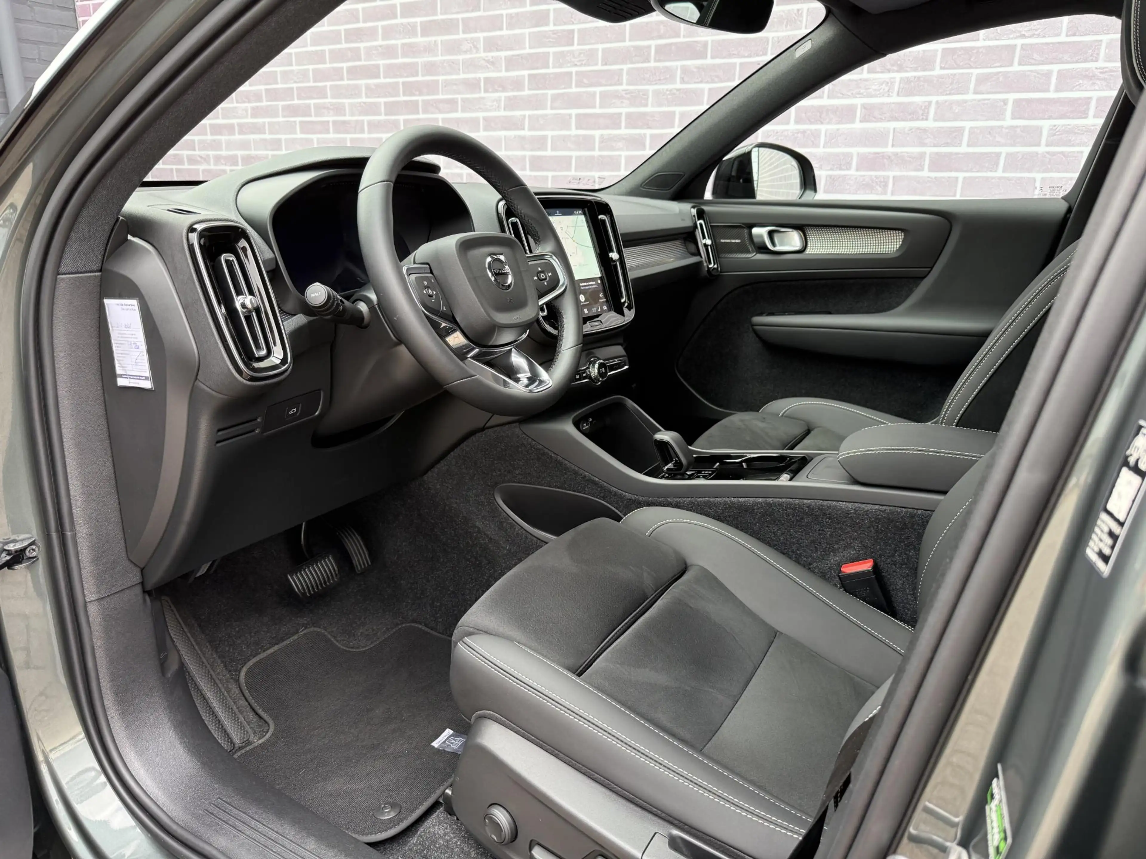 Volvo EX40 Single Motor Extended Range Ultra 82 kWh | SOH:100 — photo 6