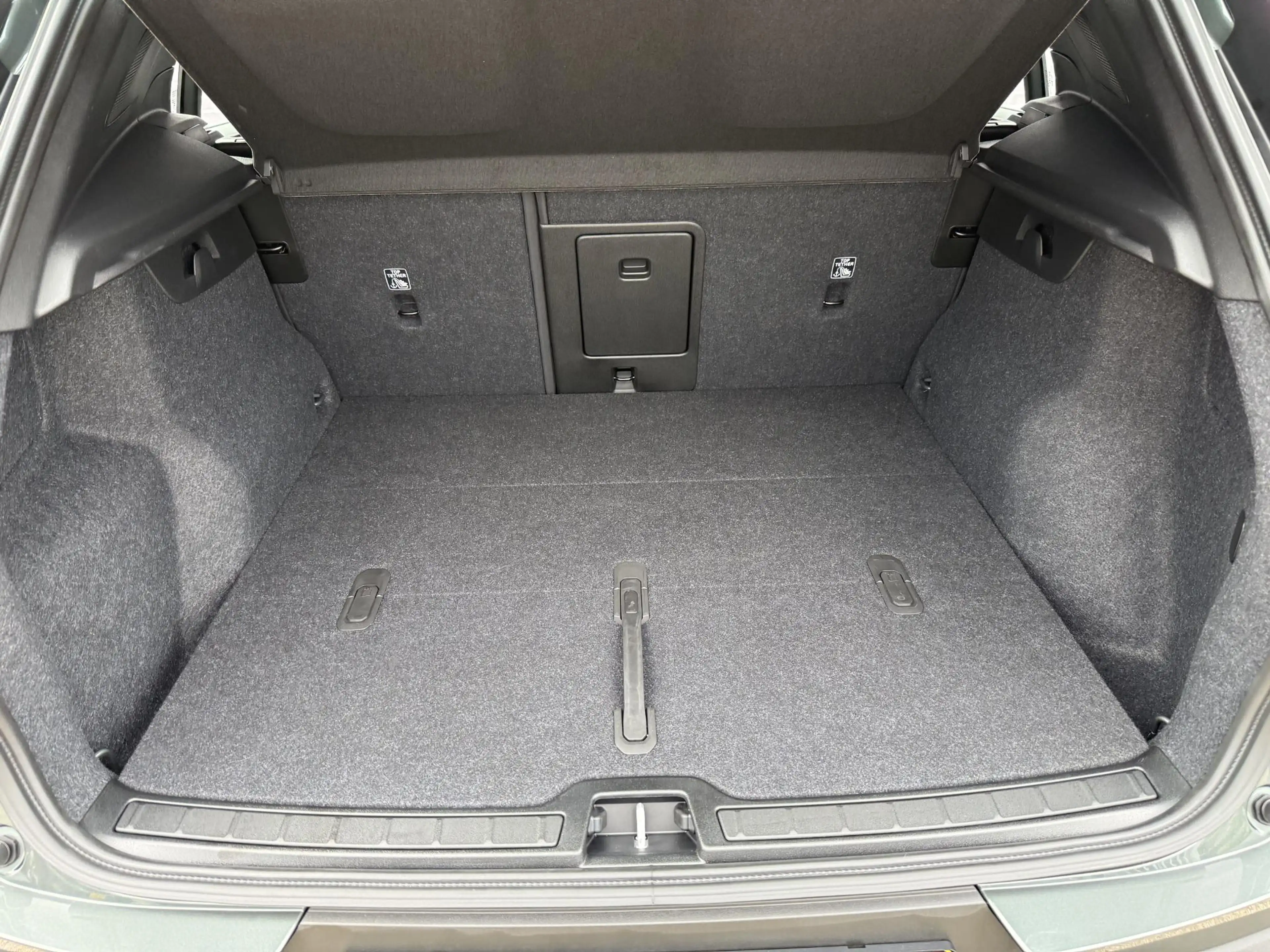 Volvo EX40 Single Motor Extended Range Ultra 82 kWh | SOH:100 — photo 14