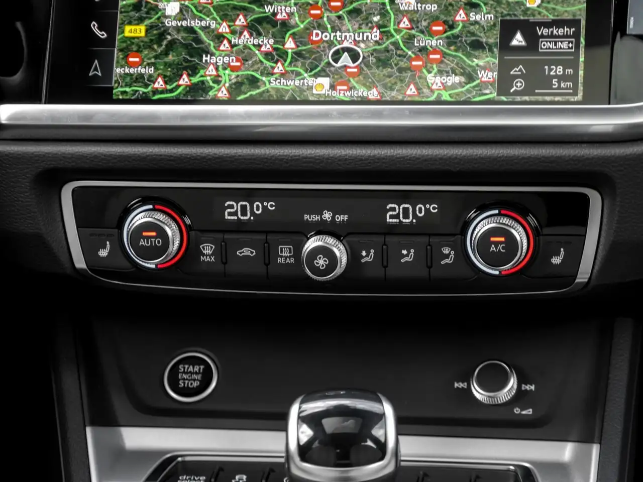 Audi Q3 Sportback 35 S LINE BLACKPAK PANO AHK LM19 8