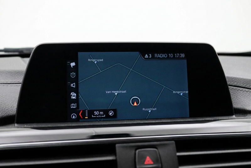 BMW 318 3-serie 318i Touring Sportline Pano | Trekhaak | S — photo 14