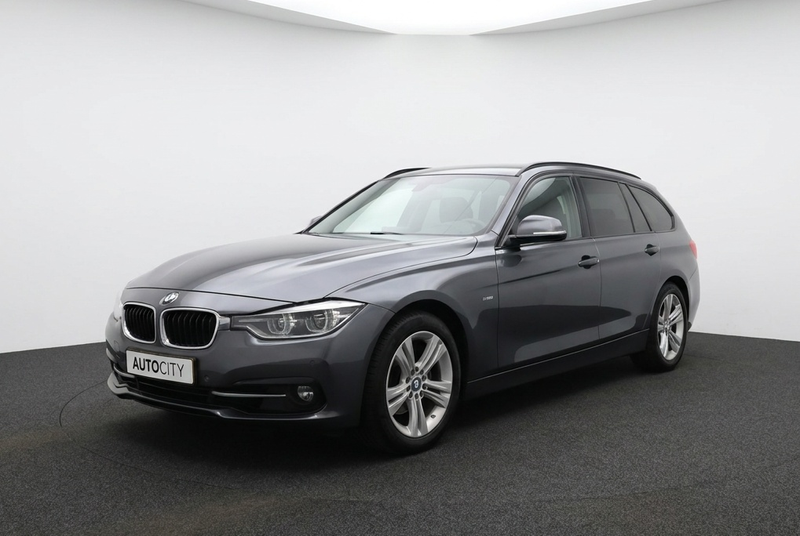 BMW 318 3-serie 318i Touring Sportline Pano | Trekhaak | S