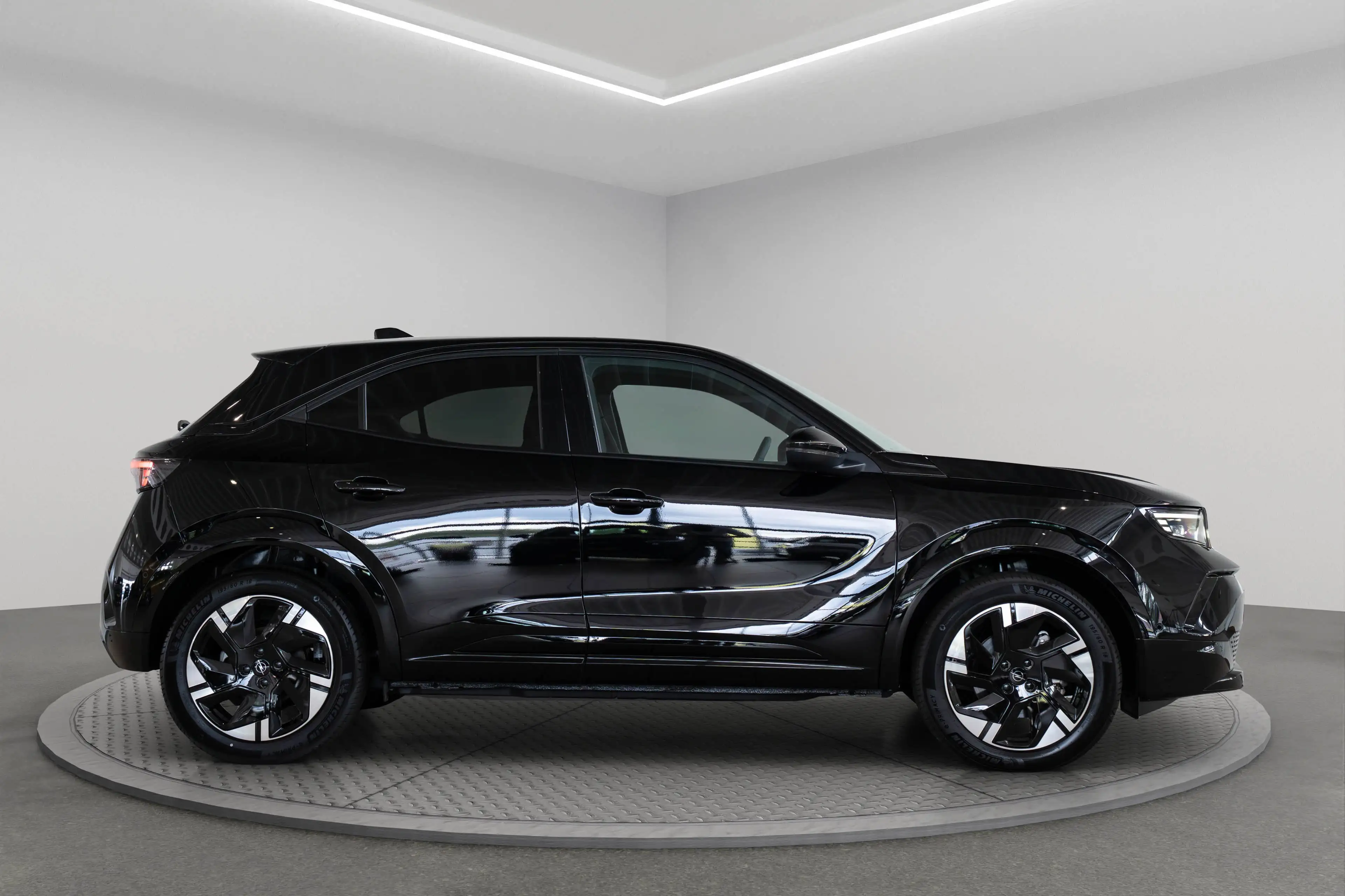Opel Mokka-E Electric GS 54 kWh | SOH 96% | Matrix LED | Naviga — photo 6