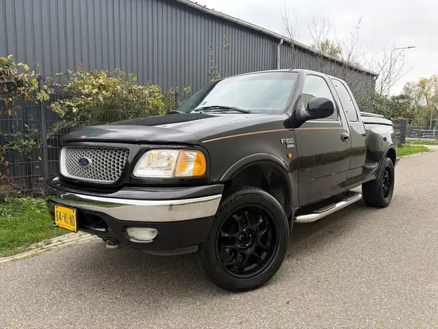 Ford F-150 USA 5.4 Supercab / AUTOMAAT / LEER / SIDESTEP / TR