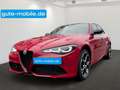 Alfa Romeo Giulia Competizione Q4|Panoramadach|CarPlay Rood - thumbnail 1