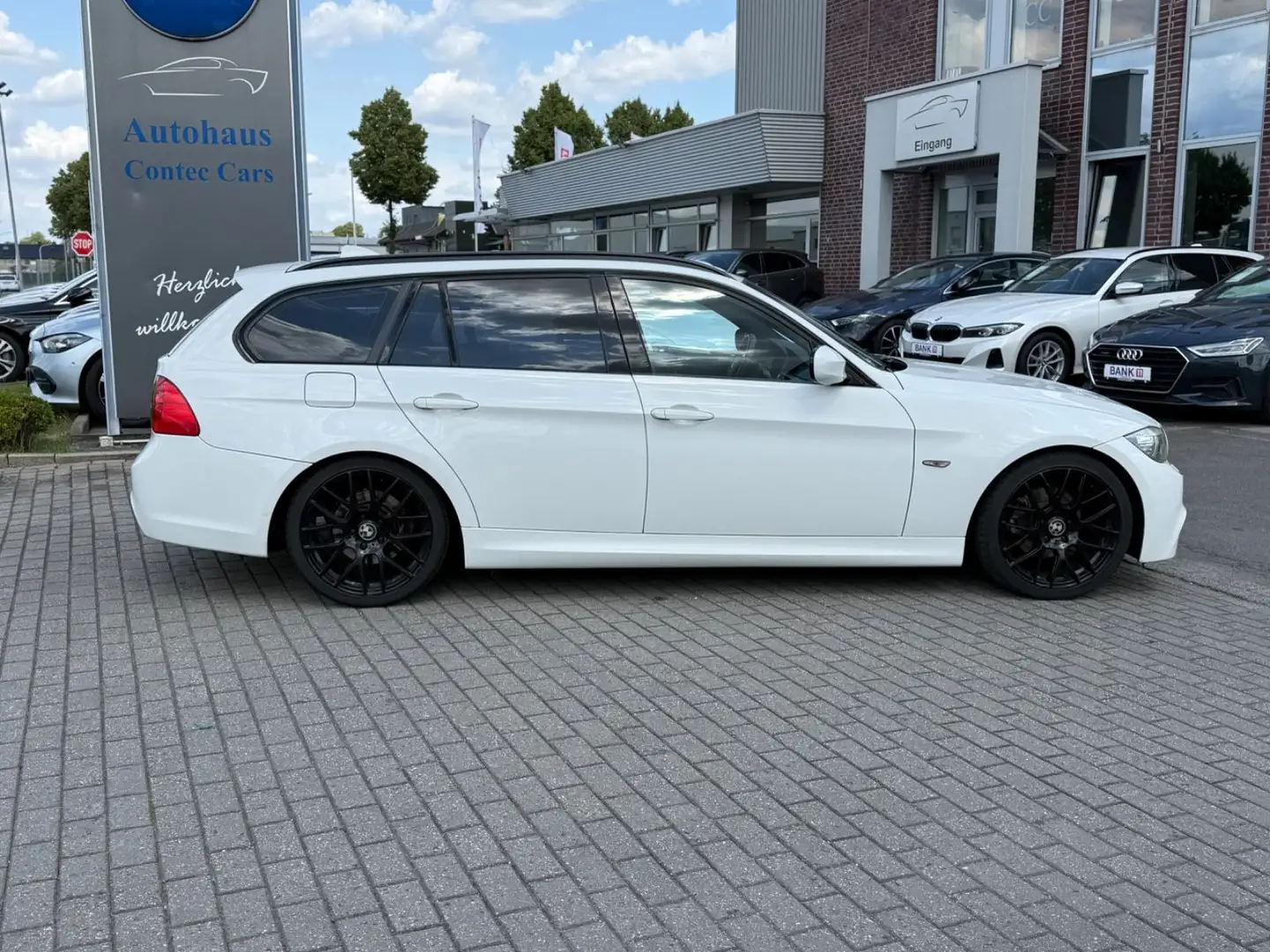 BMW 318 318i Touring Sport Paket M Technic Paket PANO White - 1