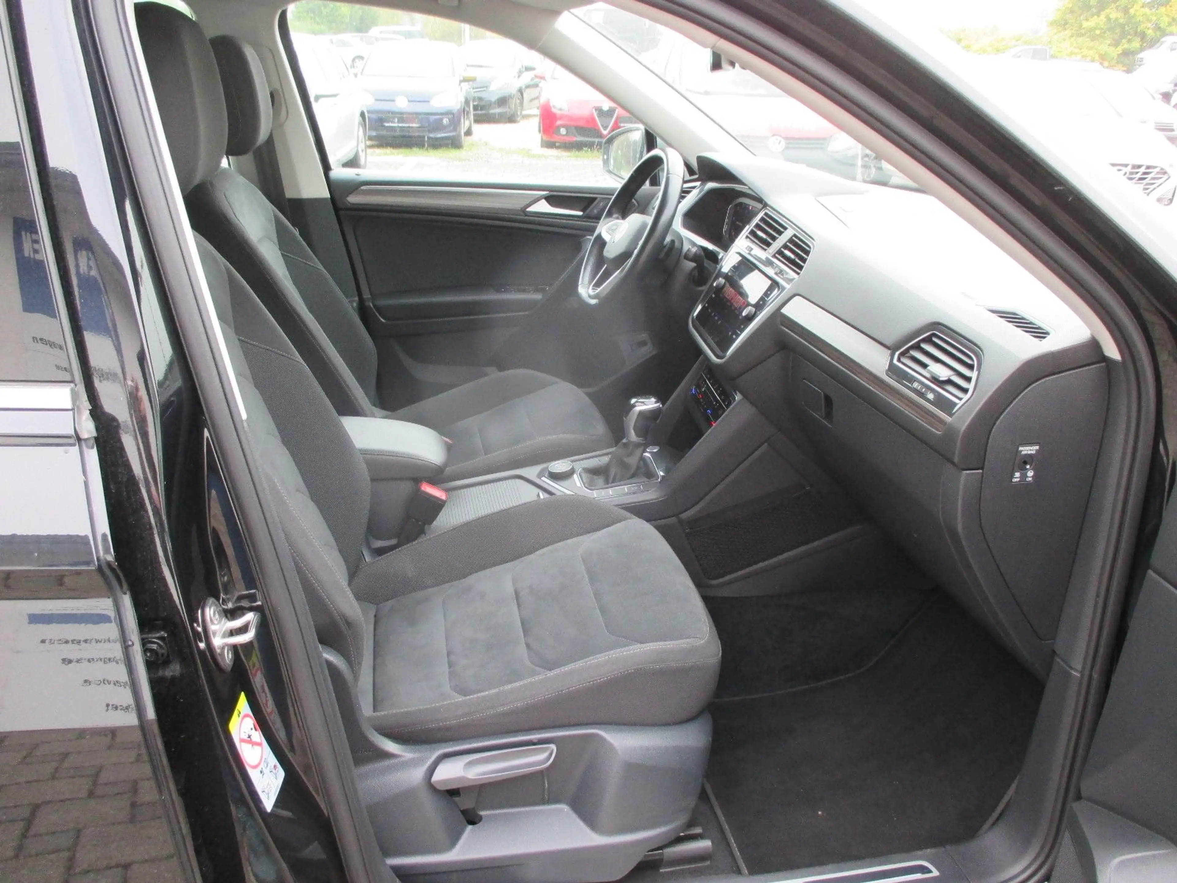 Volkswagen Tiguan Allspace Tiguan 2.0 TDI Allspace Eleg. 4Motion, 7 Sitzer — photo 12