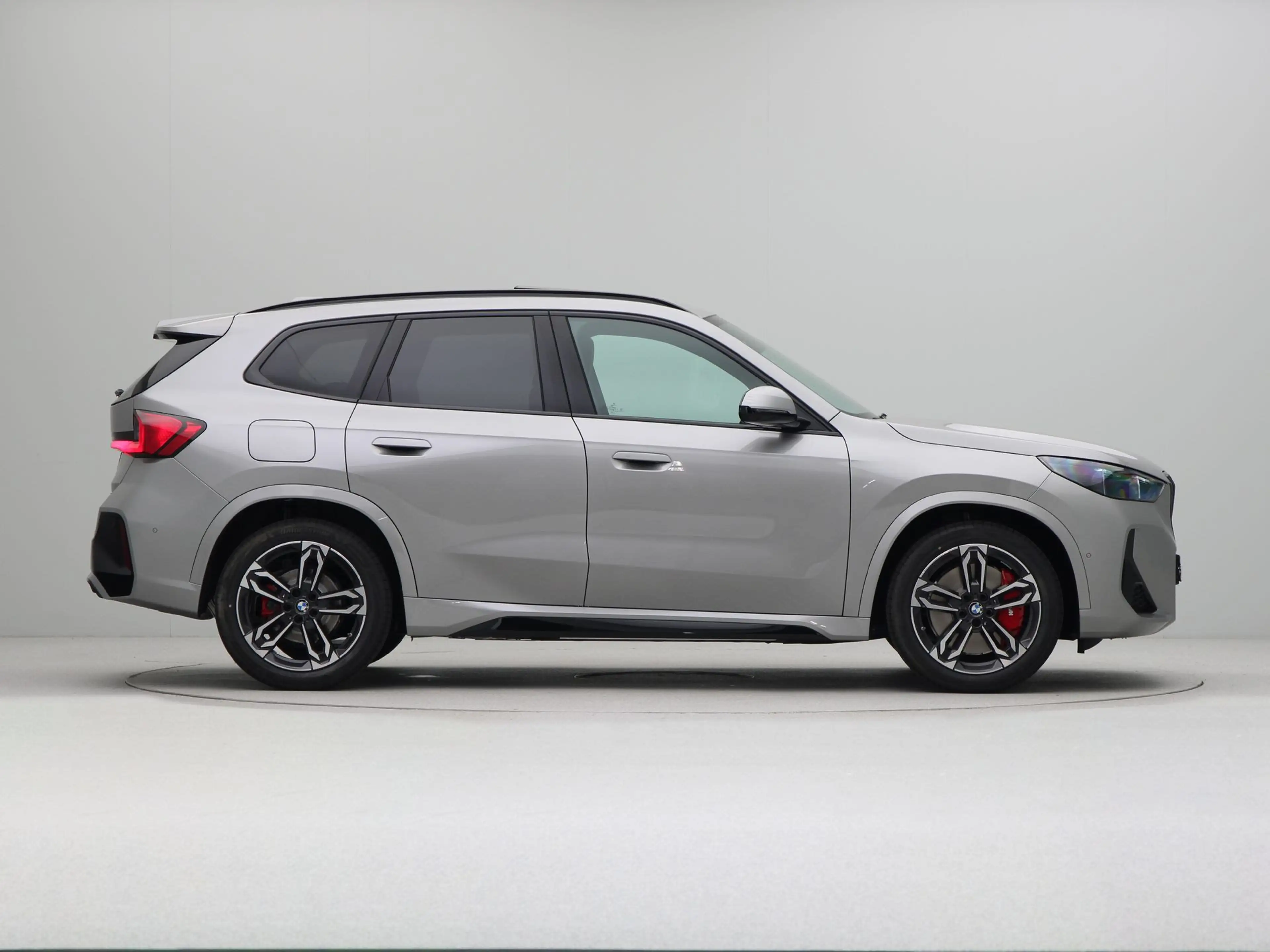 BMW X1 xDrive25e M Sport Pro — photo 4