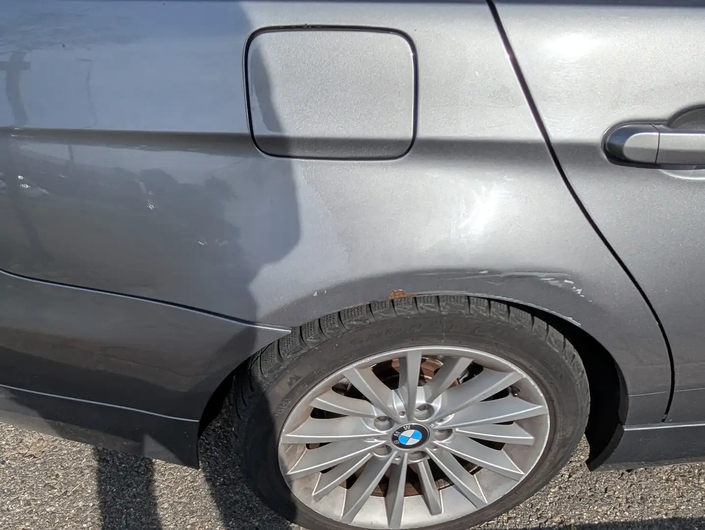 BMW 320 320d Touring Futura FL - 2