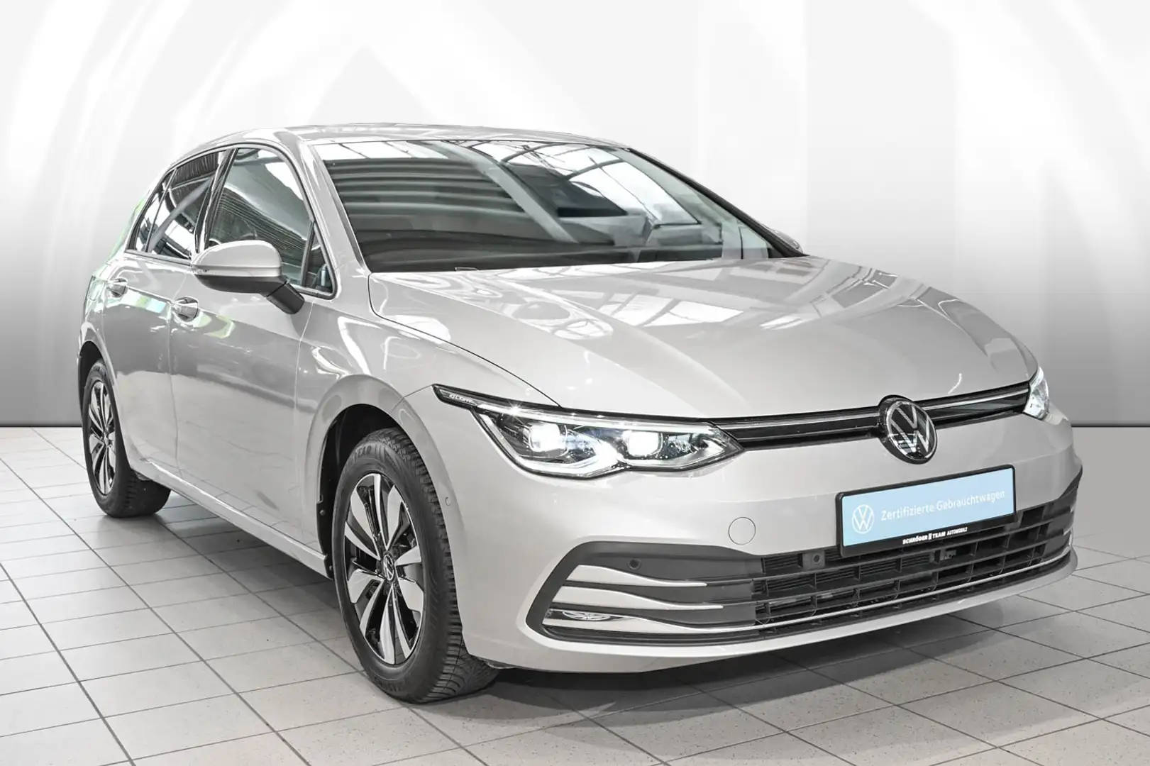 Volkswagen Golf VIII Life 1.5 eTSI DSG Move Zilver - 2