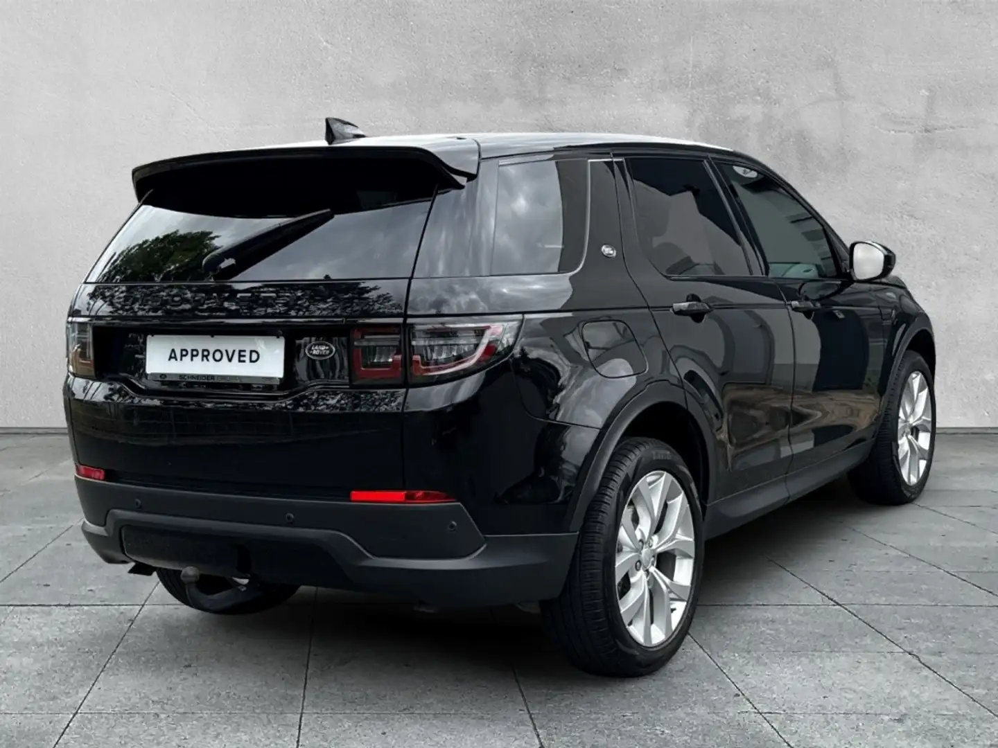 Land Rover Discovery Sport P300e SE AHK+ACC+Pivi Pro+DAB+ Zwart - 2