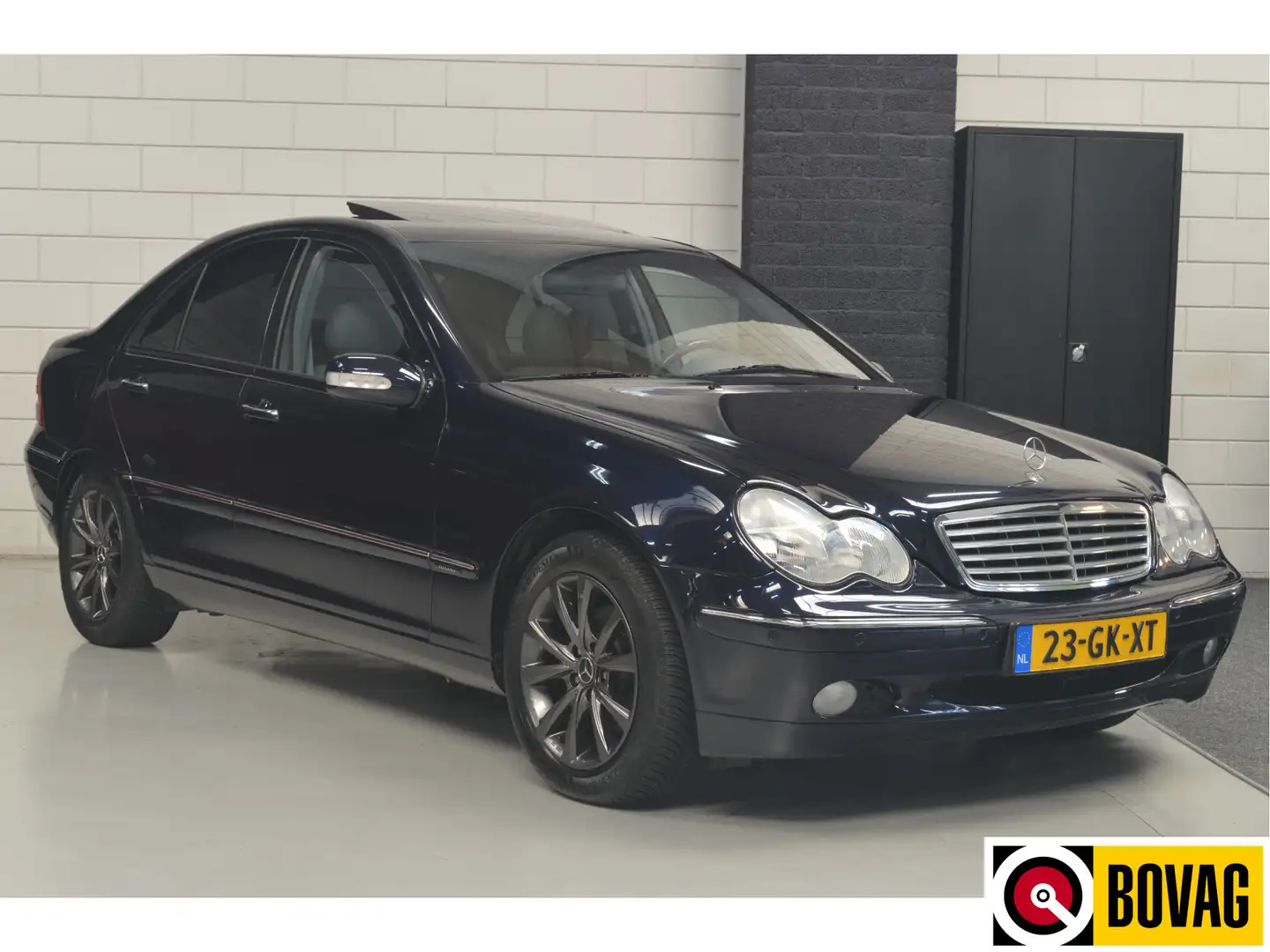 Mercedes-Benz C 180 Elegance // AUTOMAAT // 117.000 km N.A.P. // CLIMA Blau - 1