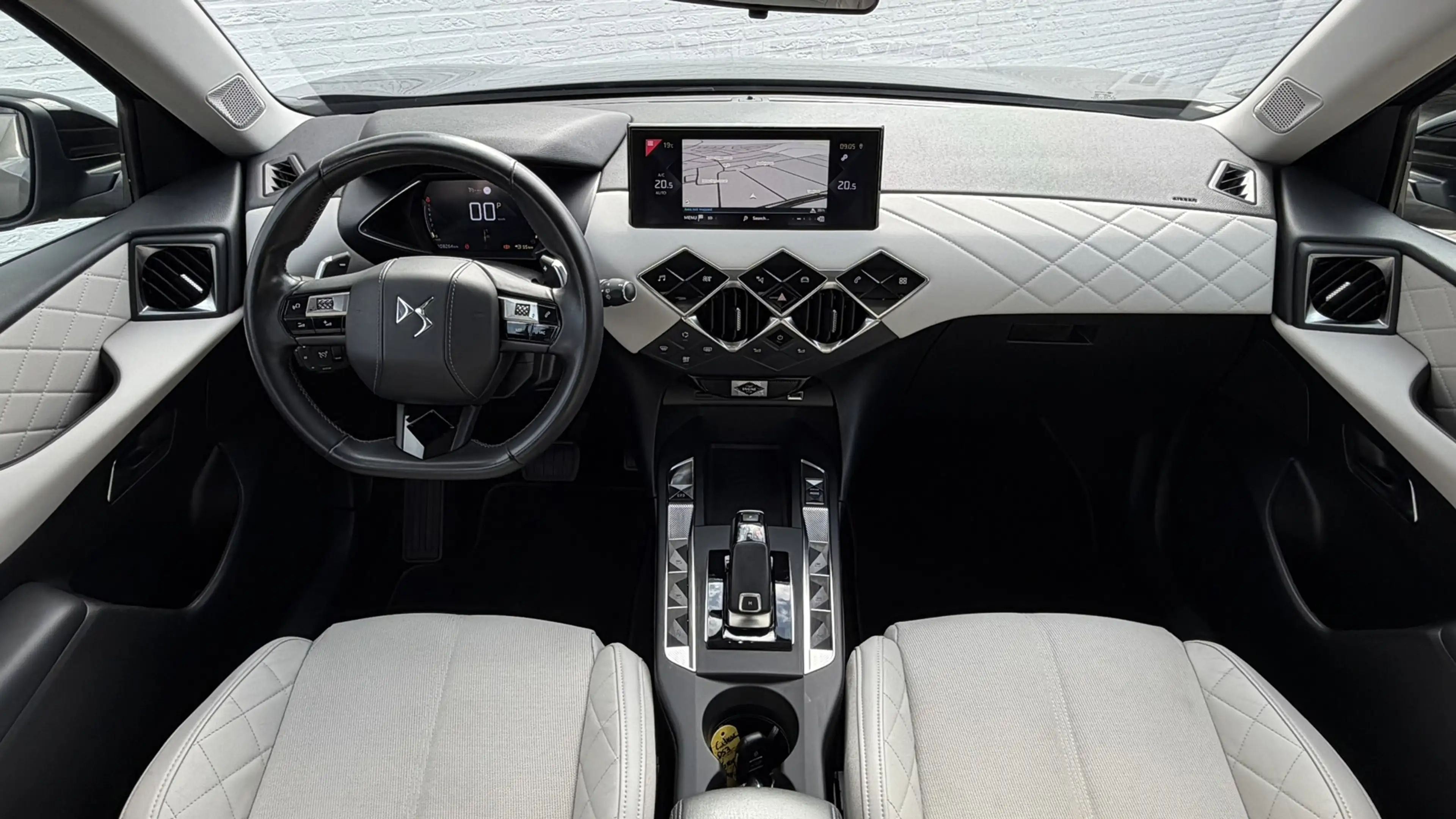 DS Automobiles DS 3 Crossback 1.2 PureTech So Chic Camera Navigatie Carplay DAB — photo 3