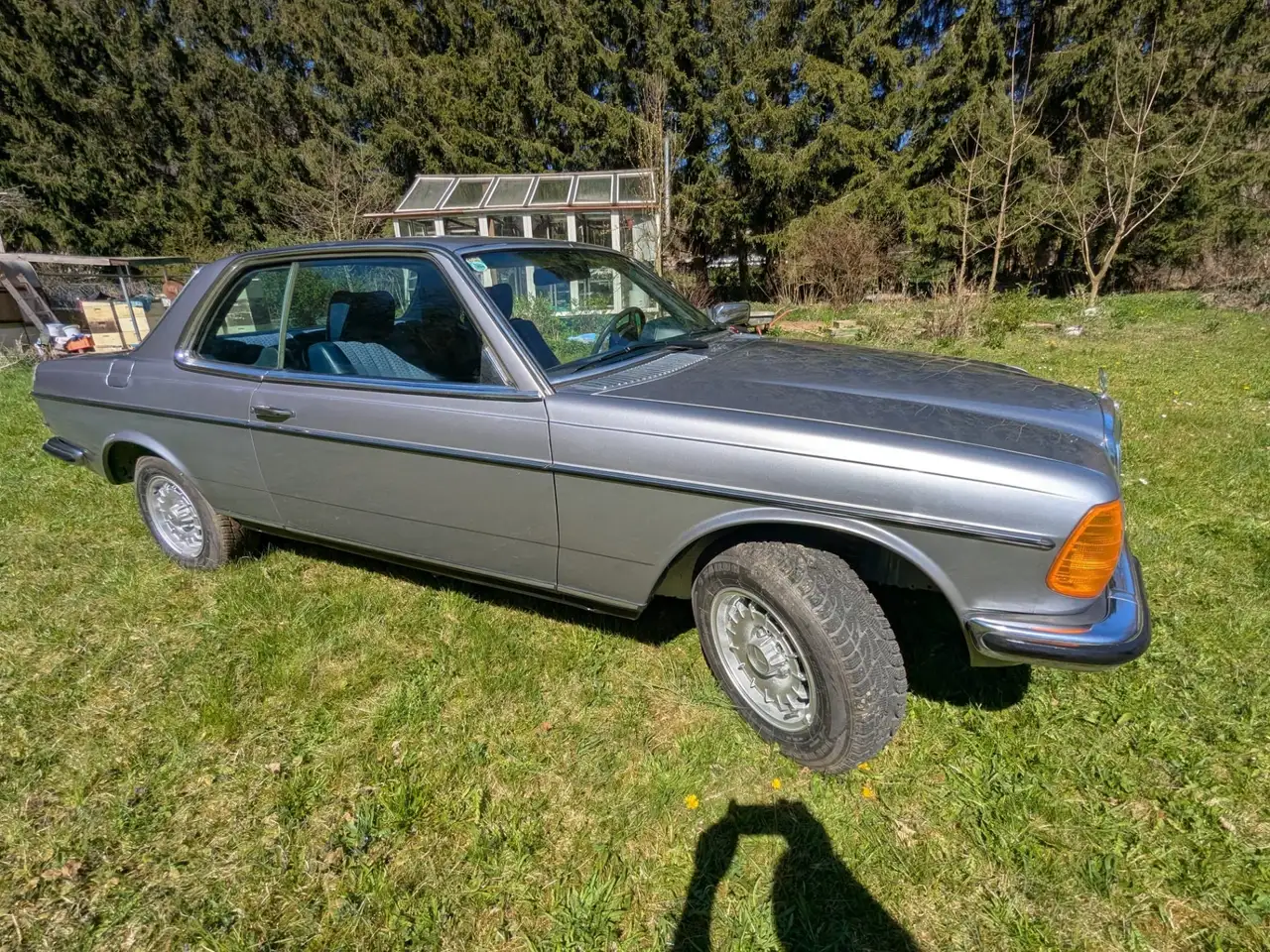 Mercedes-Benz 230, foto 3