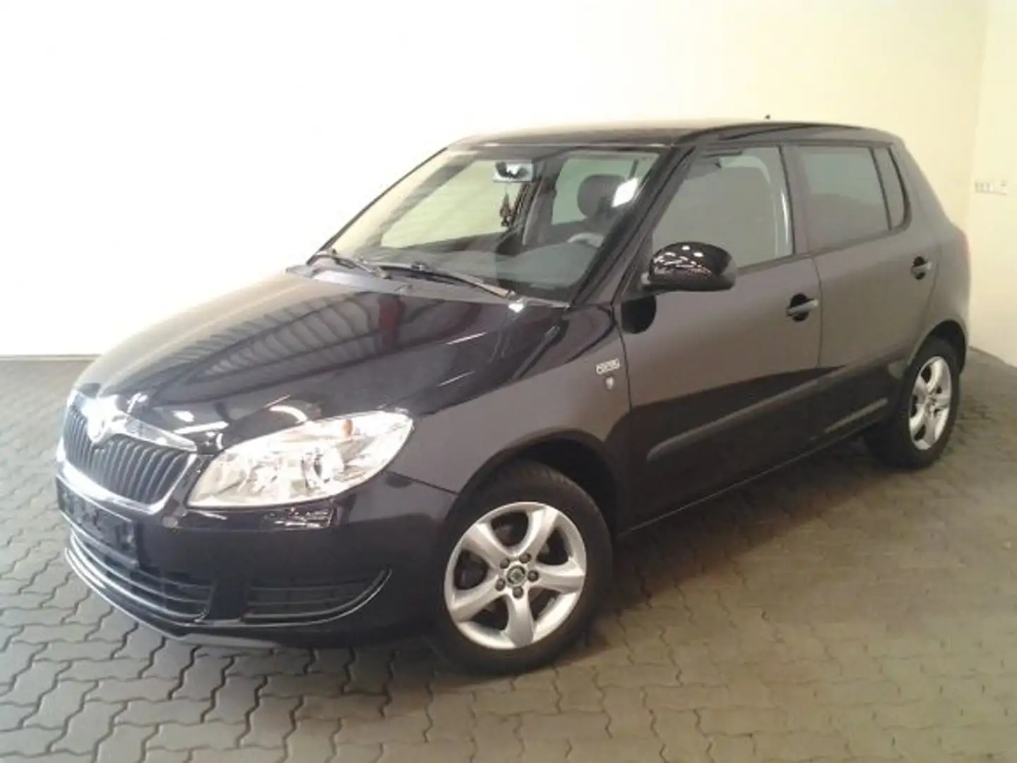 Skoda Fabia Style Edition 1,4l TÜV NEU ! Schwarz - 2