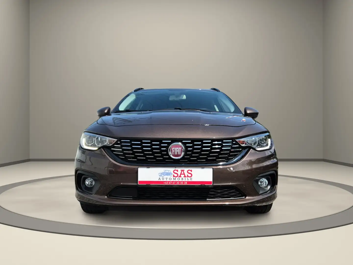 Fiat Tipo Tipo 1,3 MultiJet II 95 Start&Stop Lounge Braun - 2