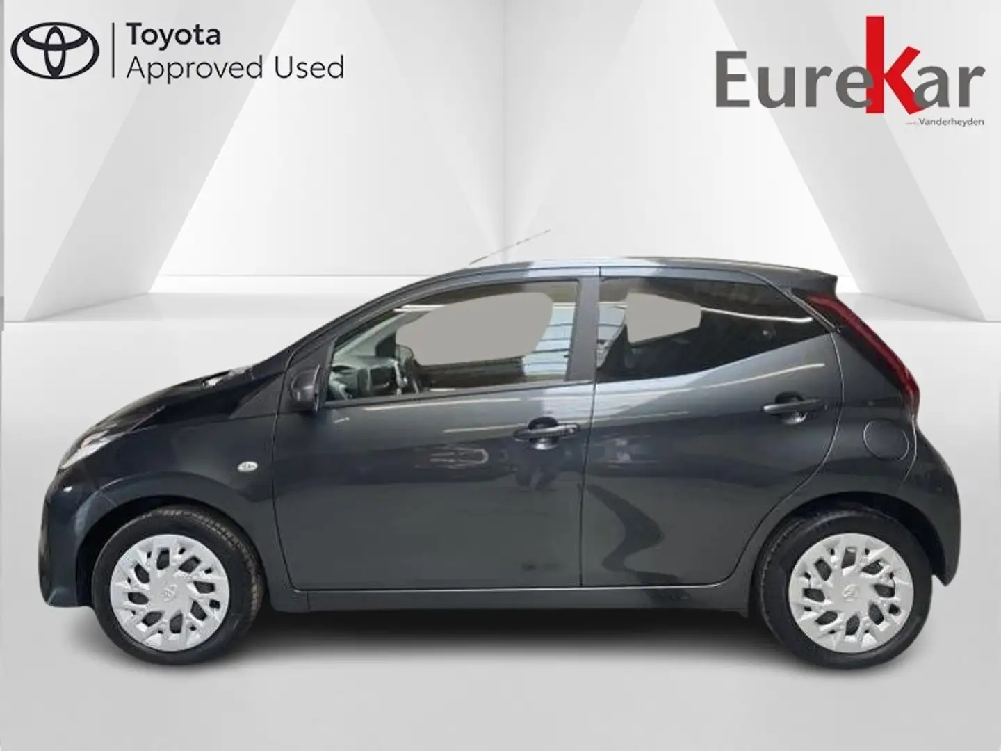Toyota Aygo 1.0 VVT-i X Play Grijs - 2