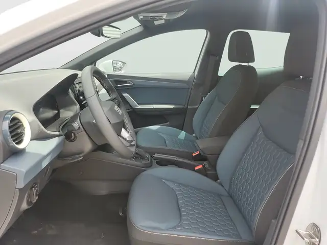 Seat Ibiza view 8