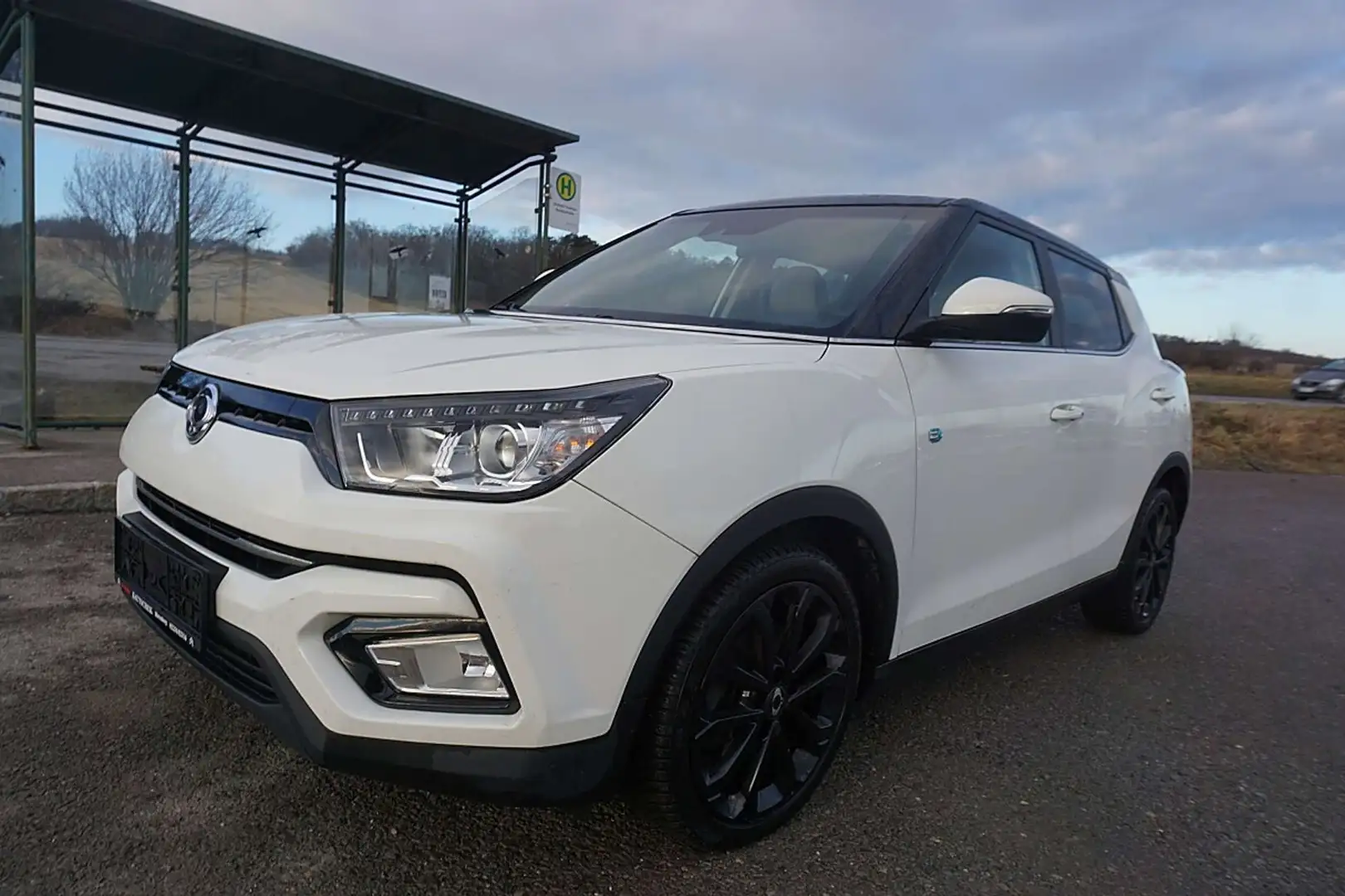 KGM Tivoli 1,6DS Be Weiß - 2