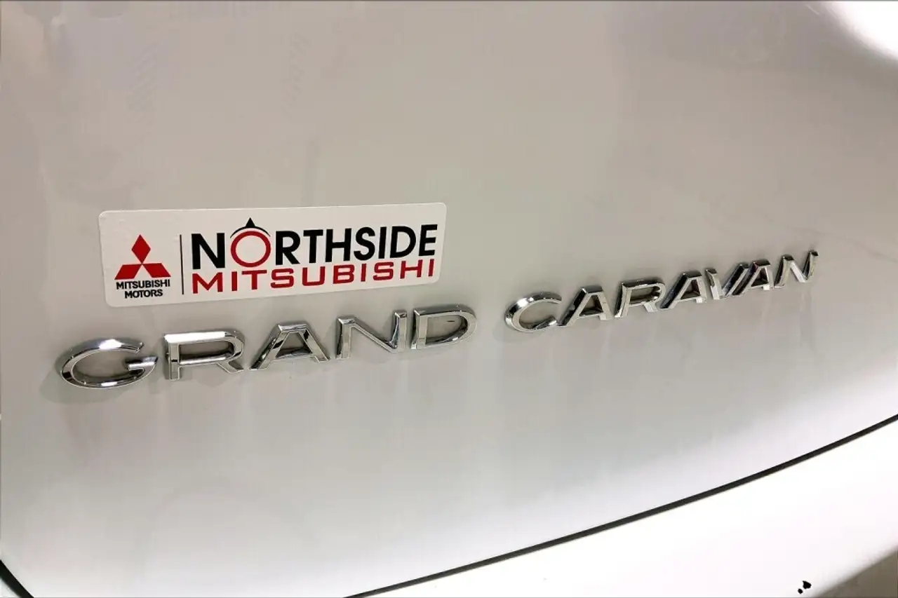 Chrysler Grand Caravan снимка Chrysler Grand Caravan