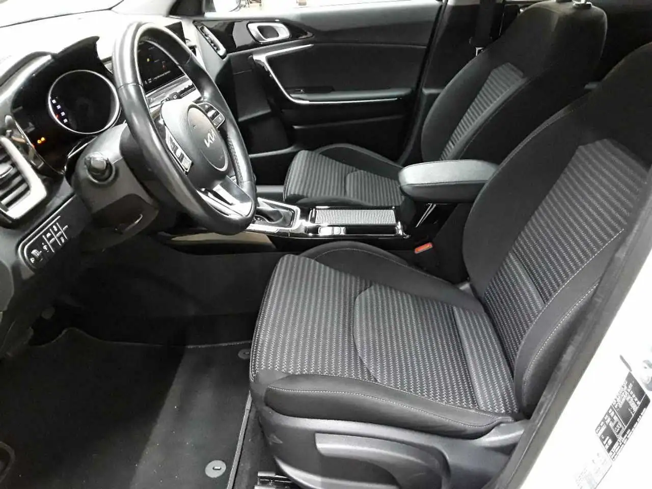 Kia Ceed SW 1.6 CRDi (48V Mild-Hybrid) DCT7 Vision, миниатюра 7