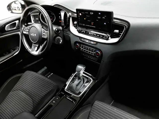 Kia Ceed view 9