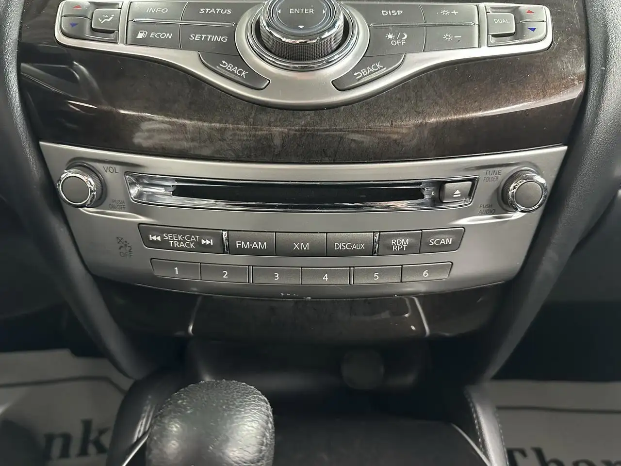 Infiniti QX60 снимка Infiniti QX60