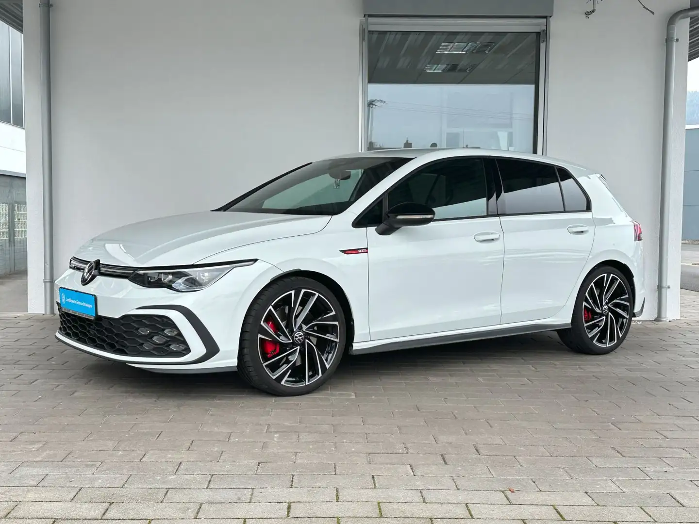 Volkswagen Golf GTI 2.0 TSI AHK RFK HK NAVI ACC Wit - 2