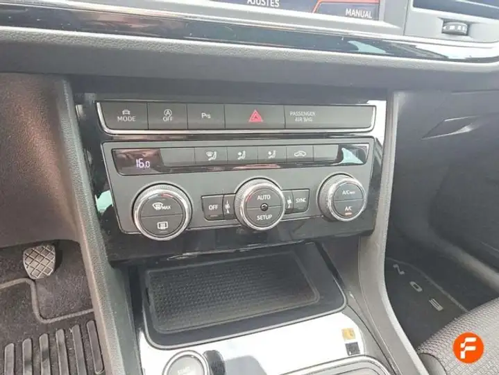 SEAT León 2018, foto 29