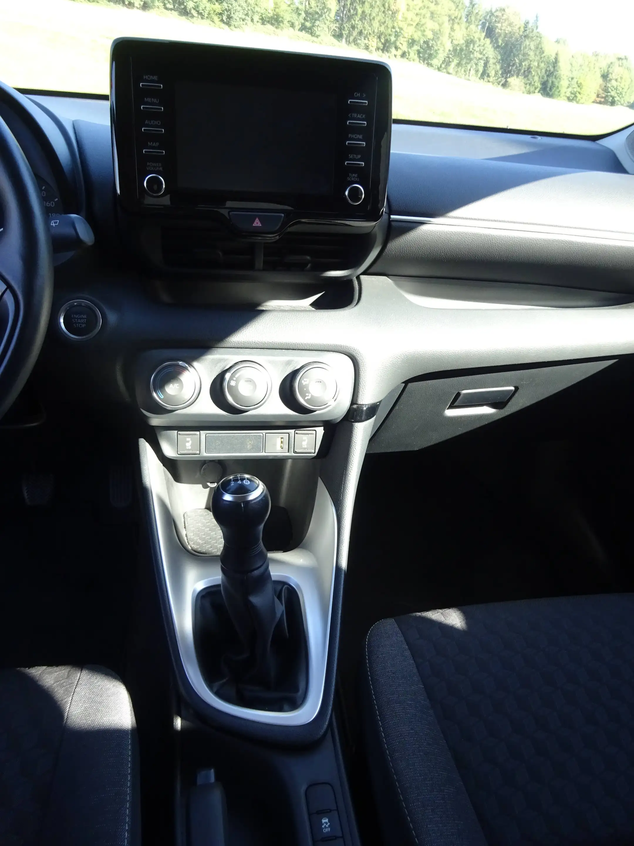 Toyota Yaris Yaris 1,0 VVT-i Active Active — photo 8