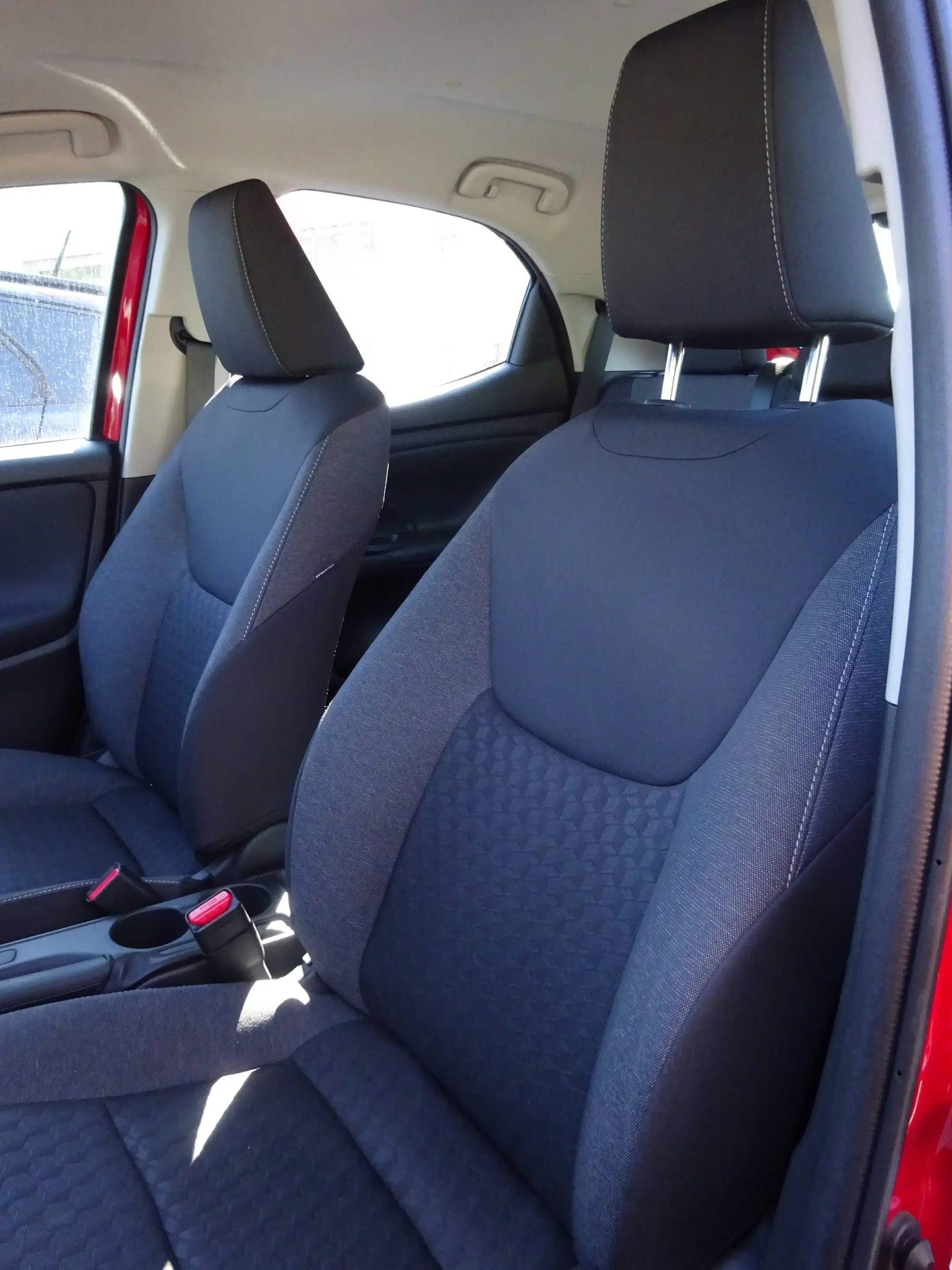 Toyota Yaris Yaris 1,0 VVT-i Active Active — photo 6