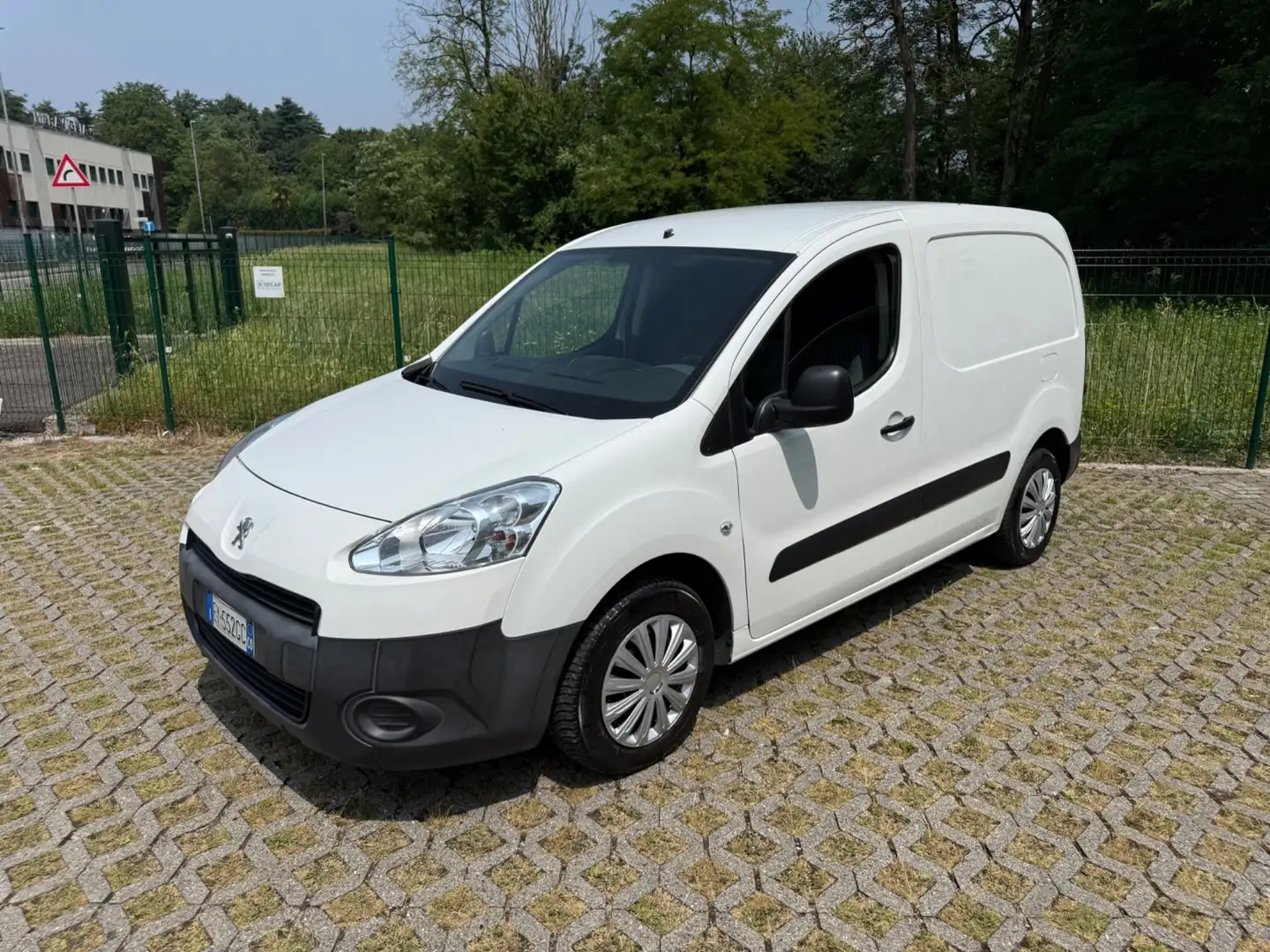 Peugeot Partner Partner 1.6 8V HDi 90CV FAP 3 posti*Clima*Tagliand Bianco - 1