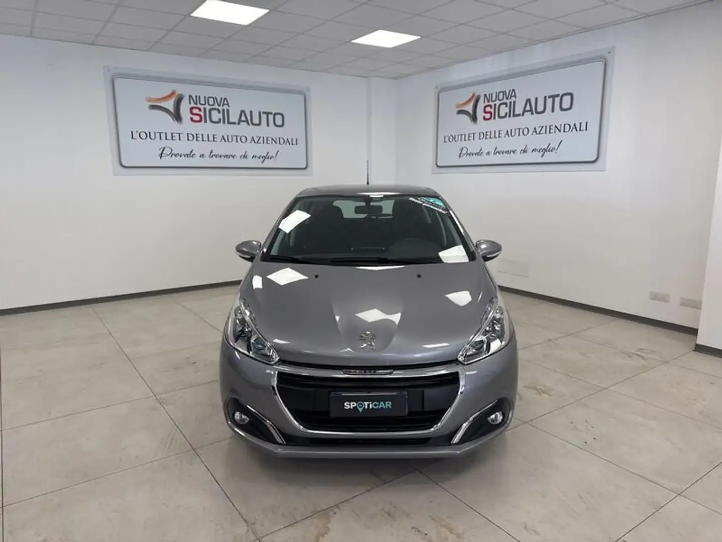 Peugeot 208 I 2015 5p 1.2 puretech Active s&s 82cv neopatenta Grigio - 1