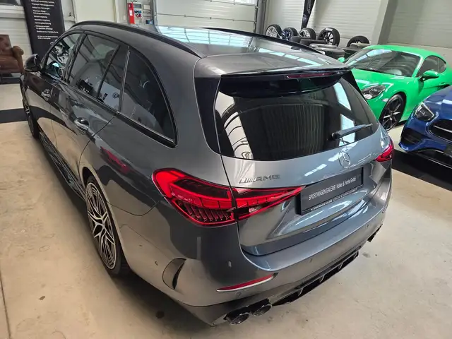 Mercedes-Benz Amg C view 13