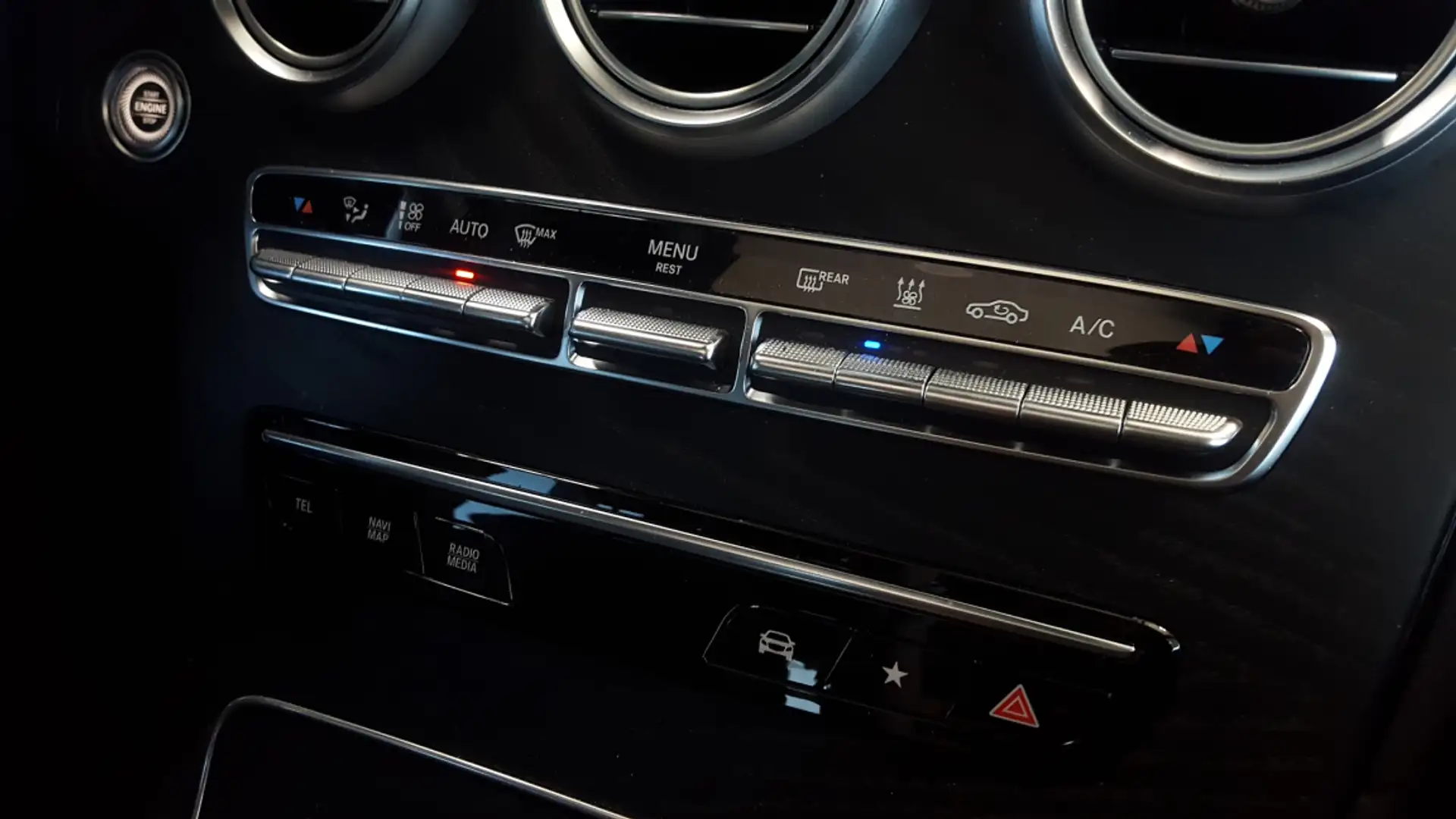 Mercedes-Benz CL 300 E AMG Line 211ch+109ch 4Matic 9G-Tronic - 2