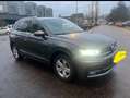 Volkswagen Tiguan Tiguan 2.0 TDI SCR 4Motion DSG IQ.DRIVE Gris - thumbnail 2