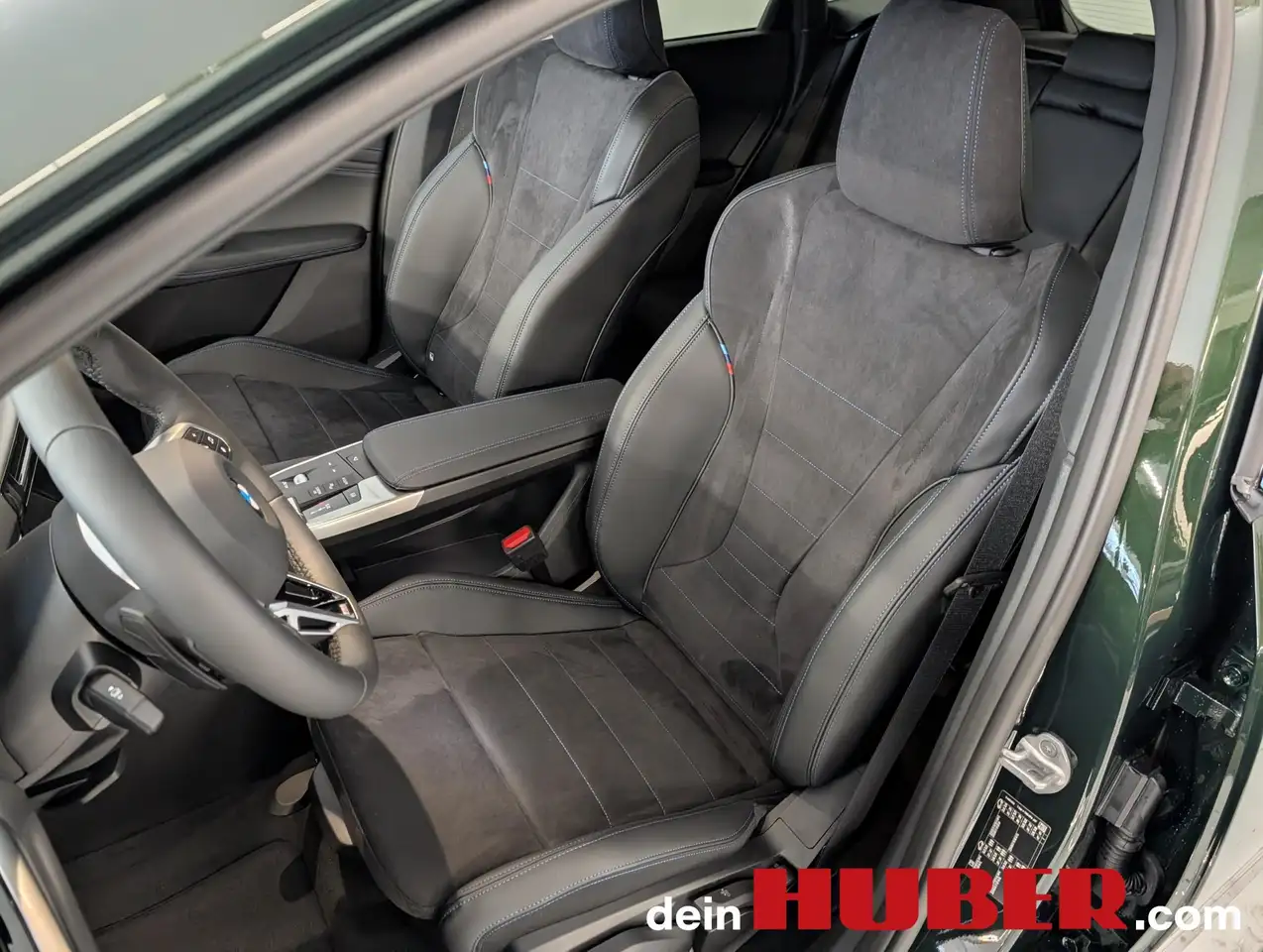 2026 BMW 216 i, photograph 10