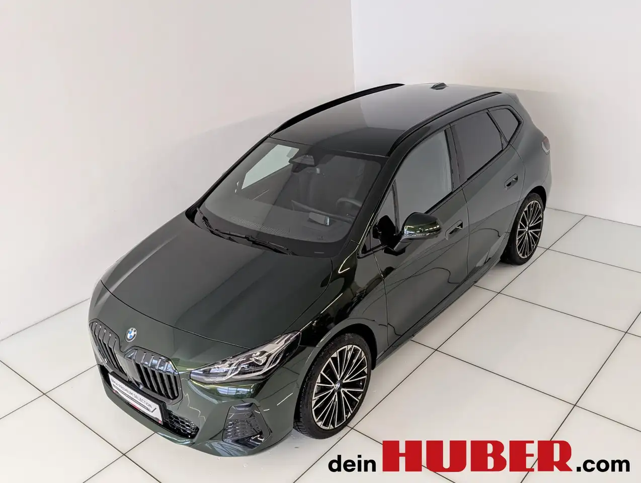 2026 BMW 216 i, photograph 2