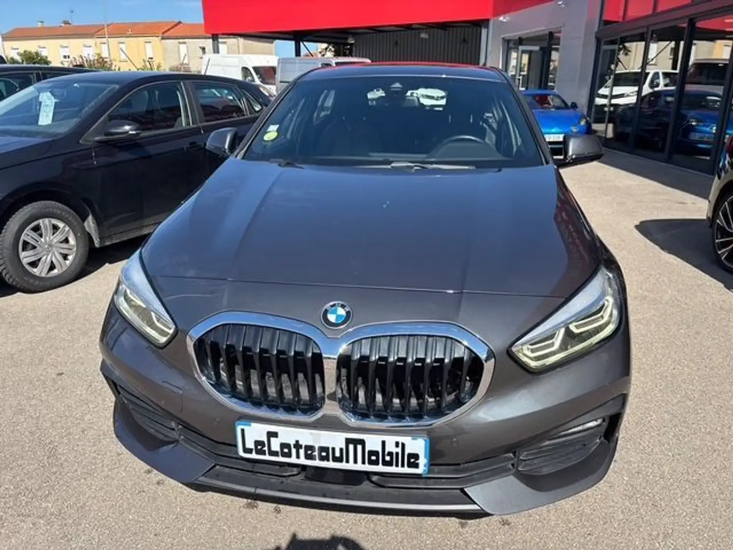 BMW 116 116dA 116ch LOUNGE CUIR DKG7 Grau - 2