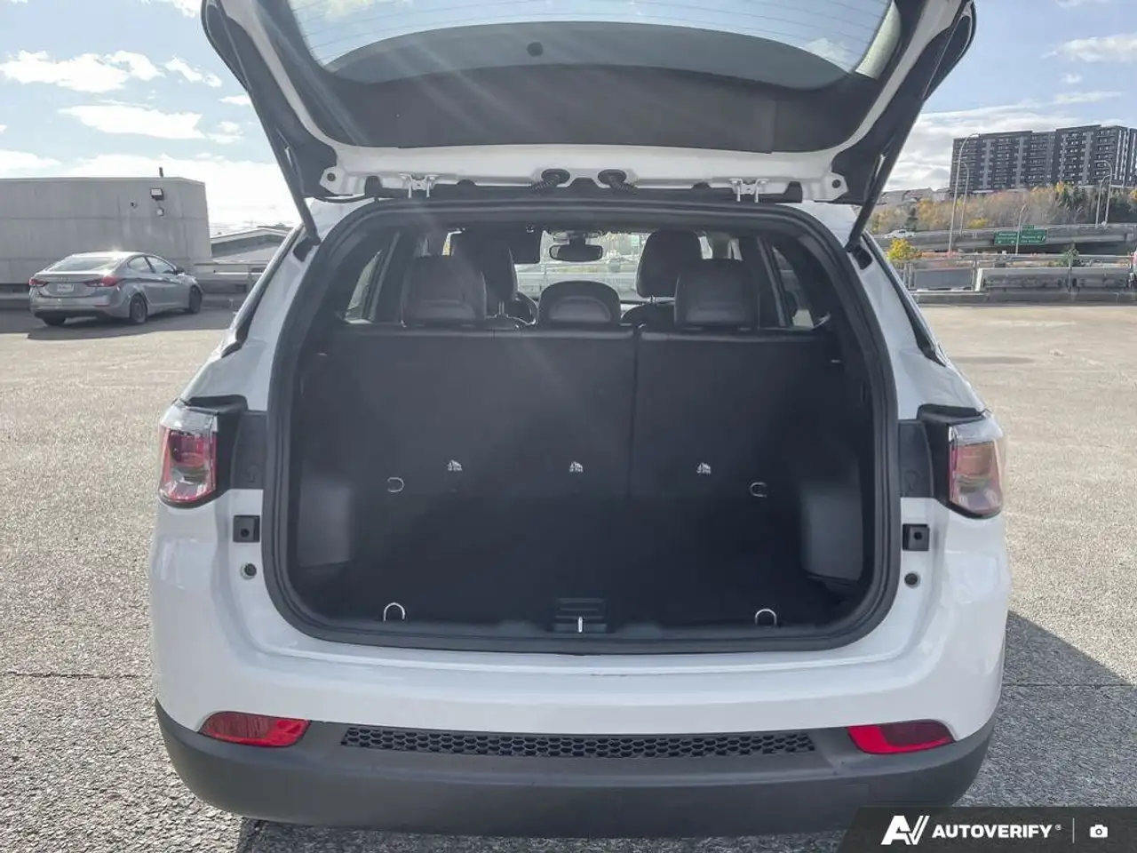 Jeep Compass снимка Jeep Compass