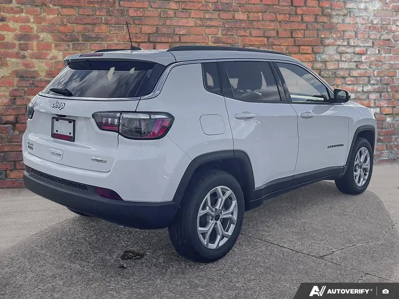 Jeep Compass снимка Jeep Compass