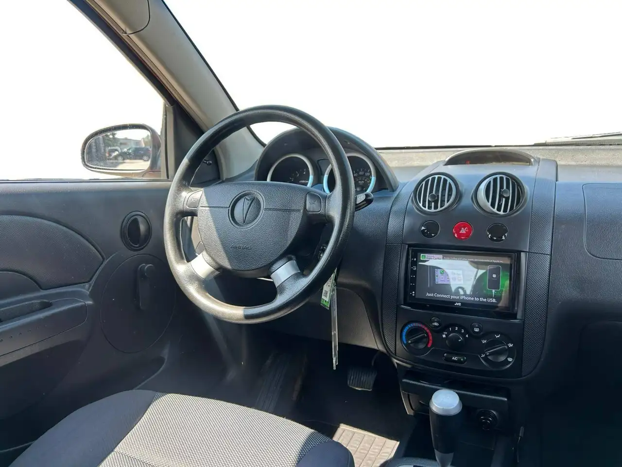 Pontiac Wave снимка Pontiac Wave