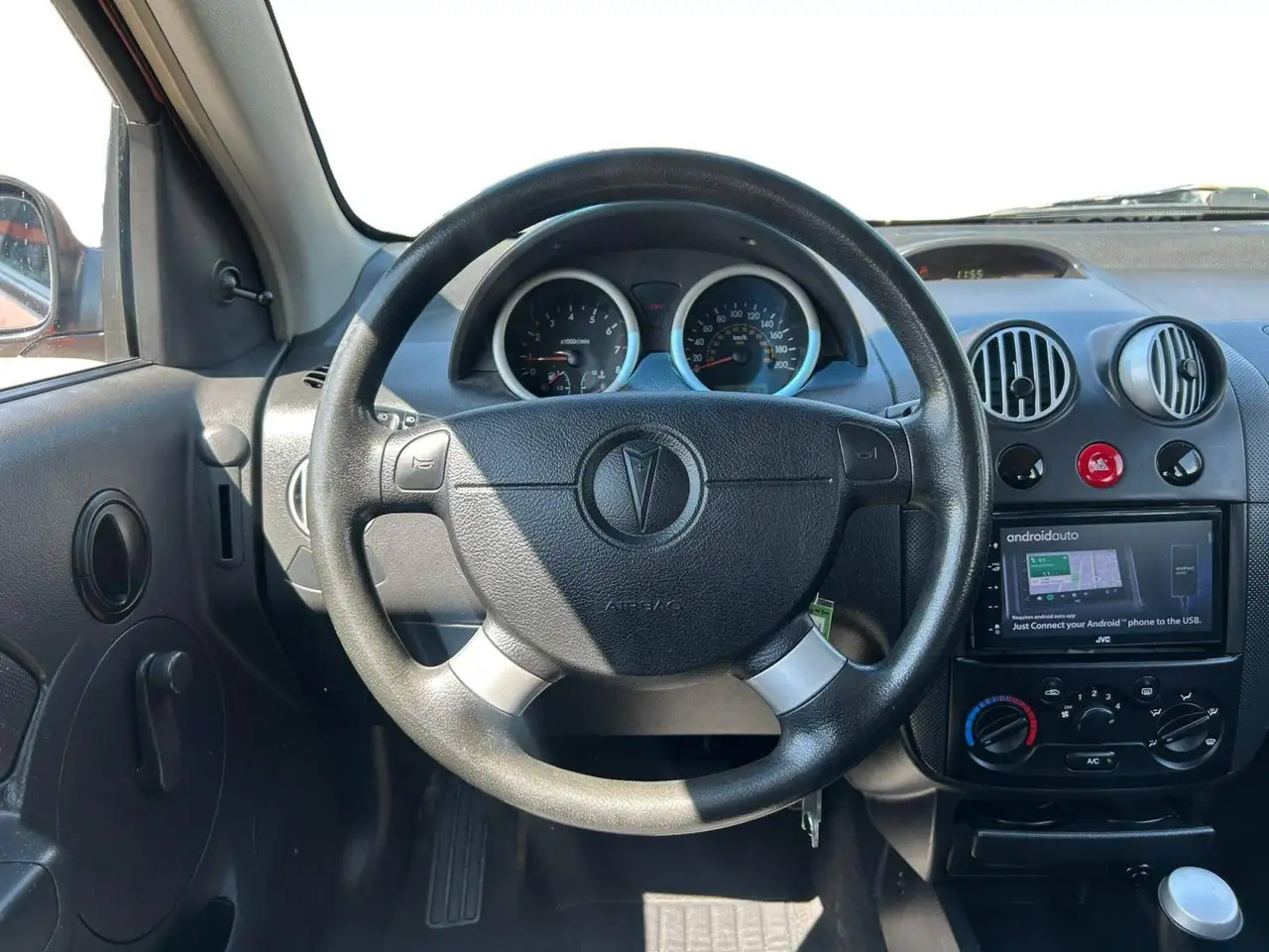 Pontiac Wave снимка Pontiac Wave
