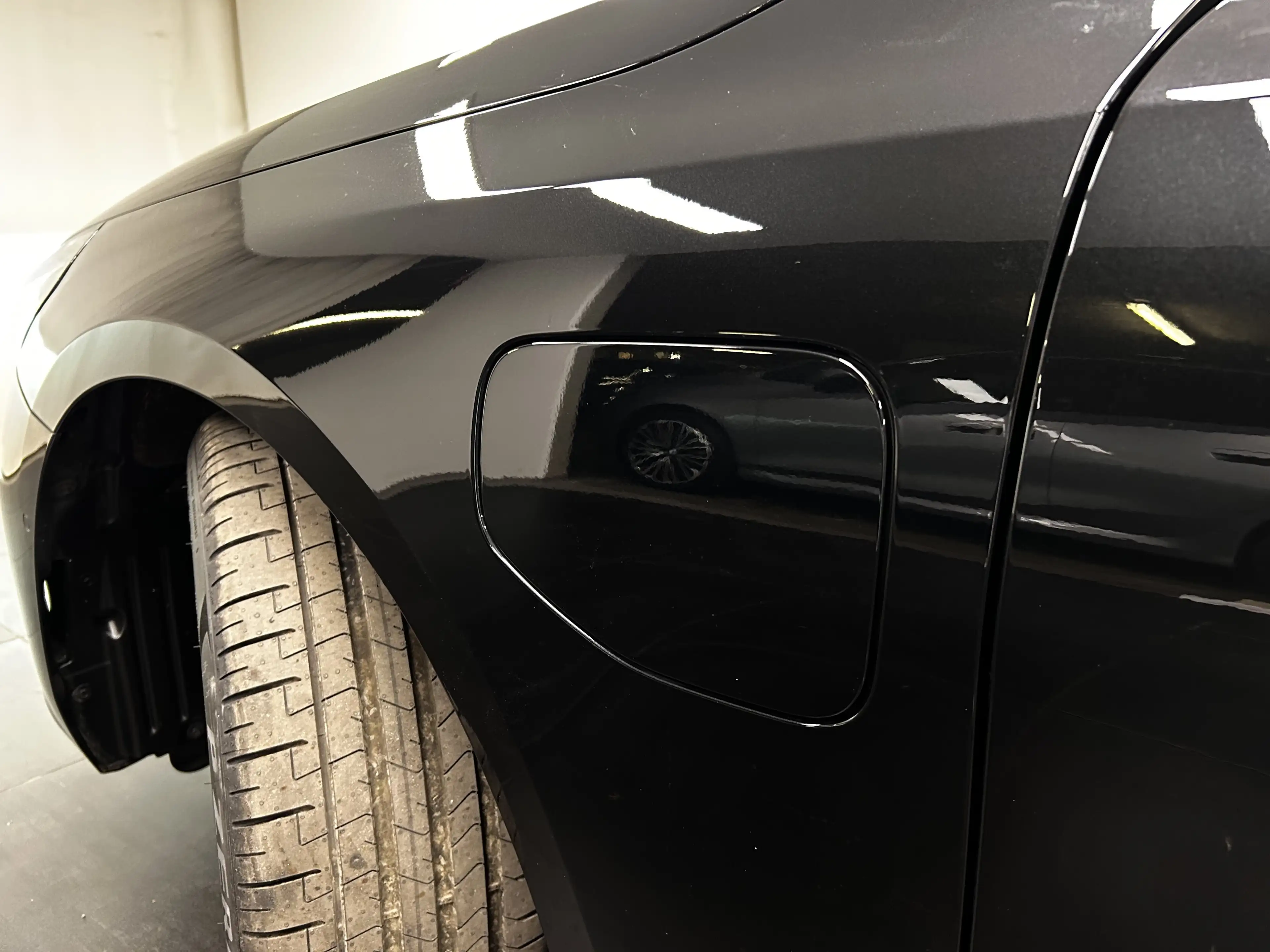 BMW 550 e xDrive Limousine — photo 10