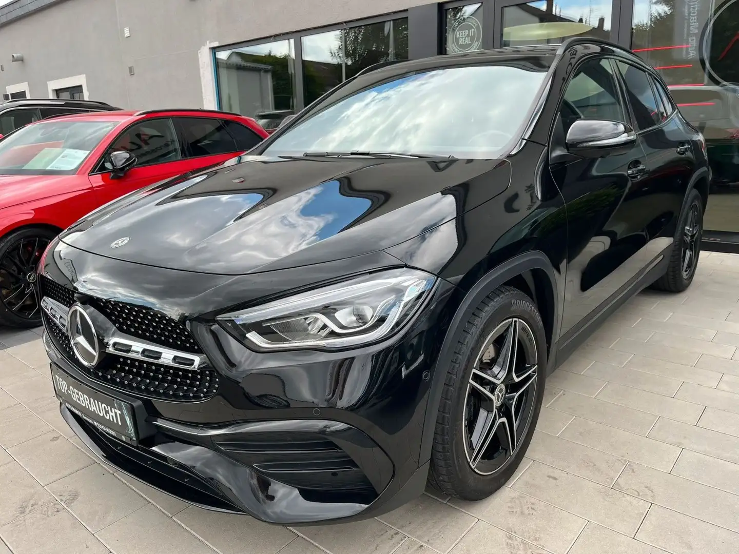 Mercedes-Benz GLA 200 GLA200 AMG Line*Night*360°*LED*Business*Highend* Noir - 1