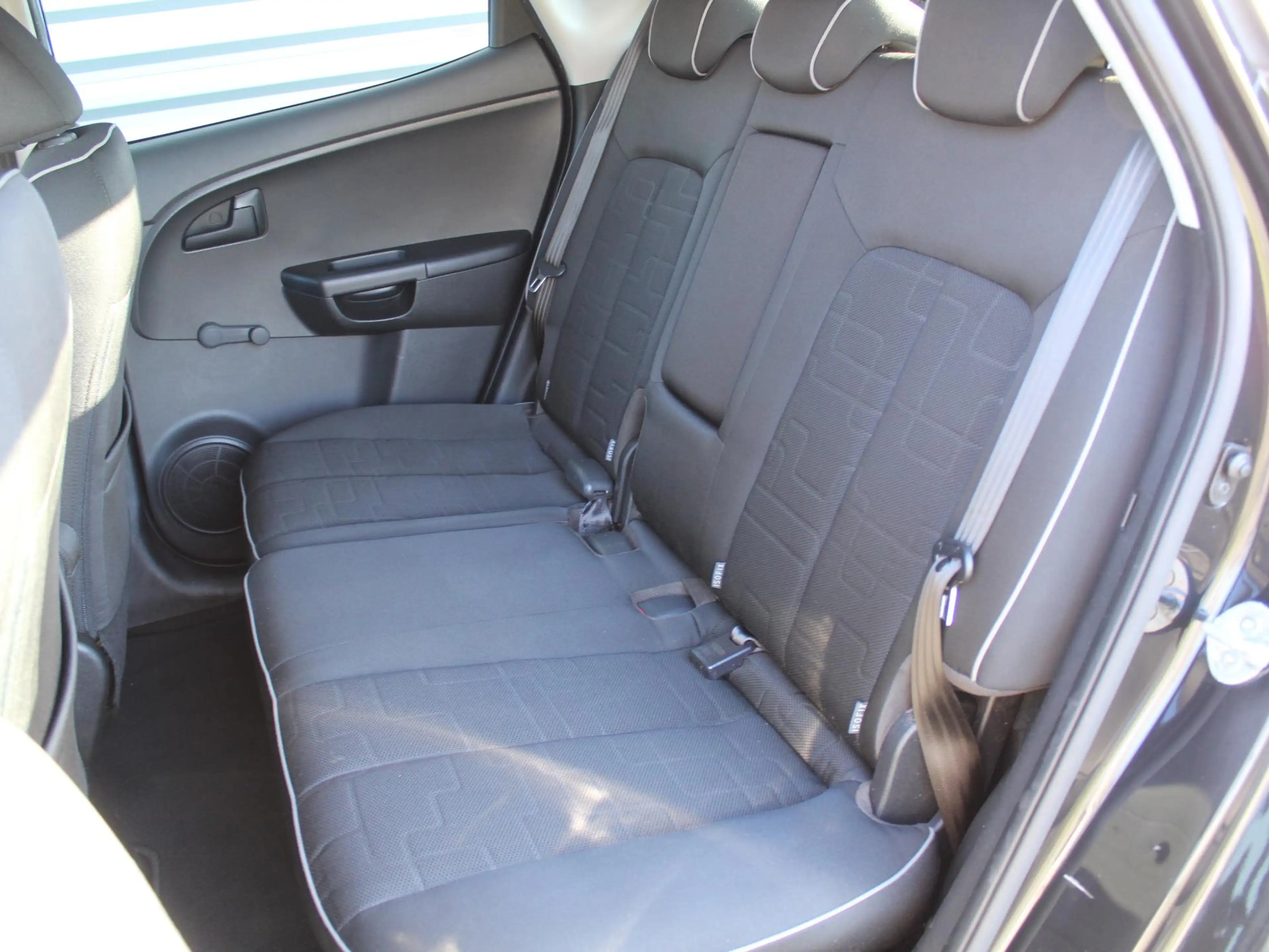 Kia Venga 1.6 CVVT 20th Anniversary | Airco | Navi | Cruise — photo 25