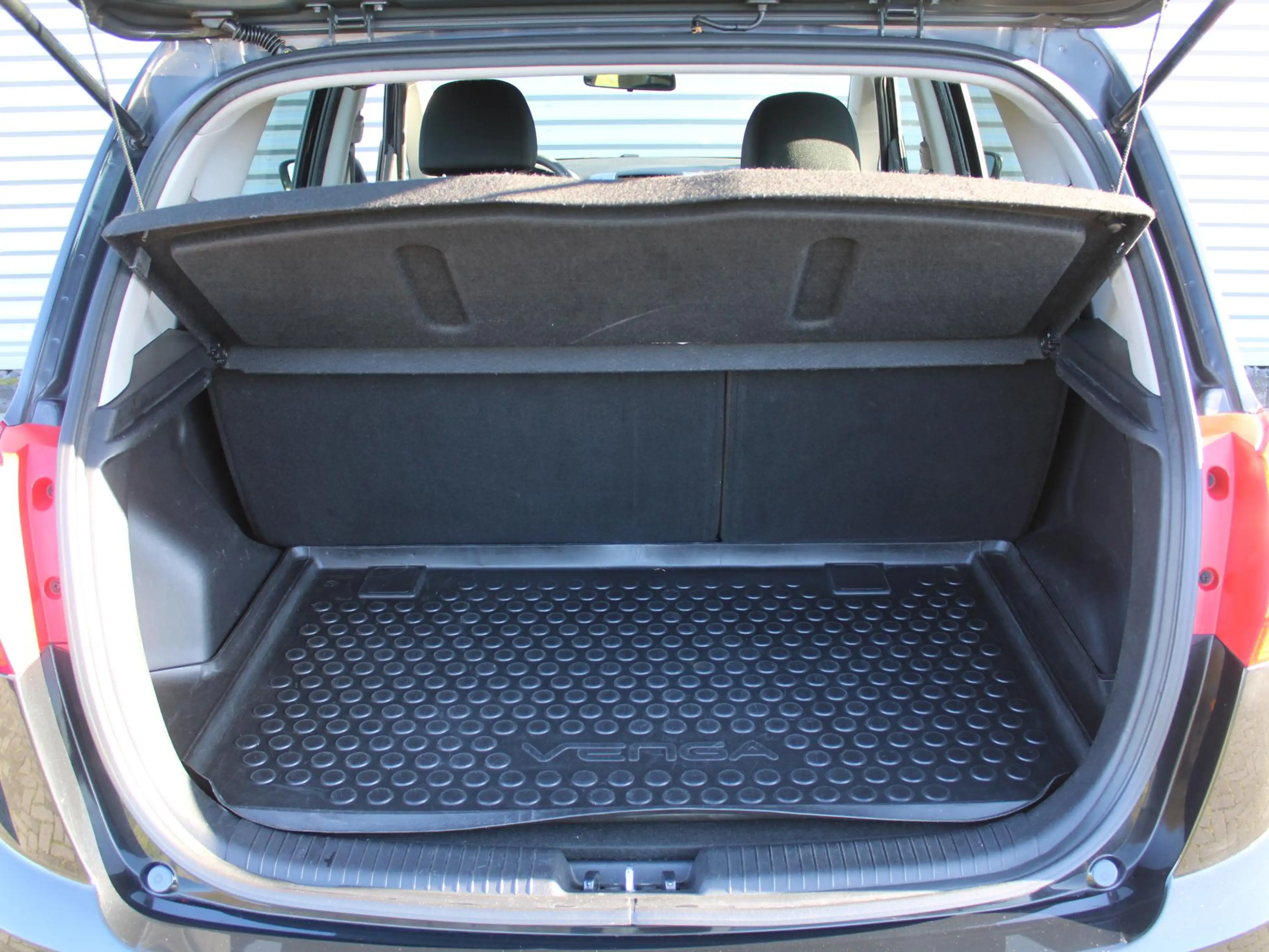 Kia Venga 1.6 CVVT 20th Anniversary | Airco | Navi | Cruise — photo 26